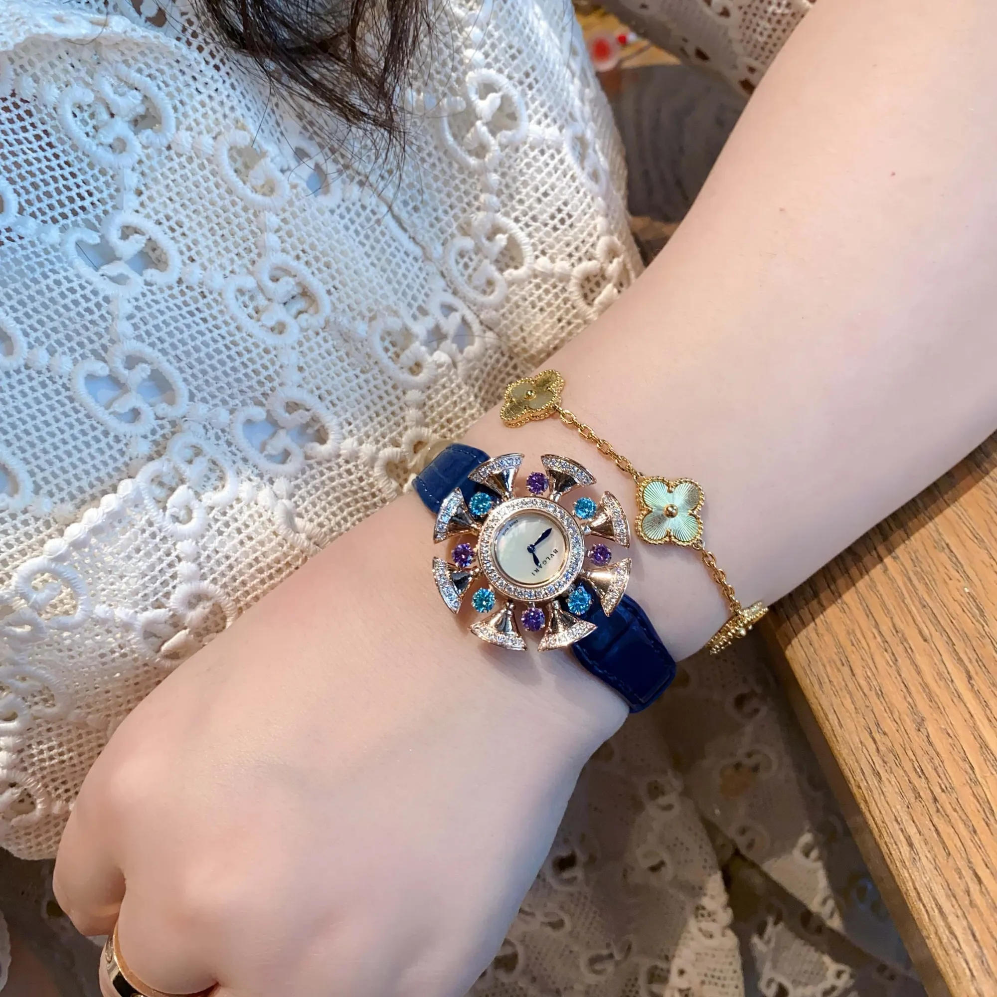 8b73bc0601bc53d 阿默表行AmoWatch