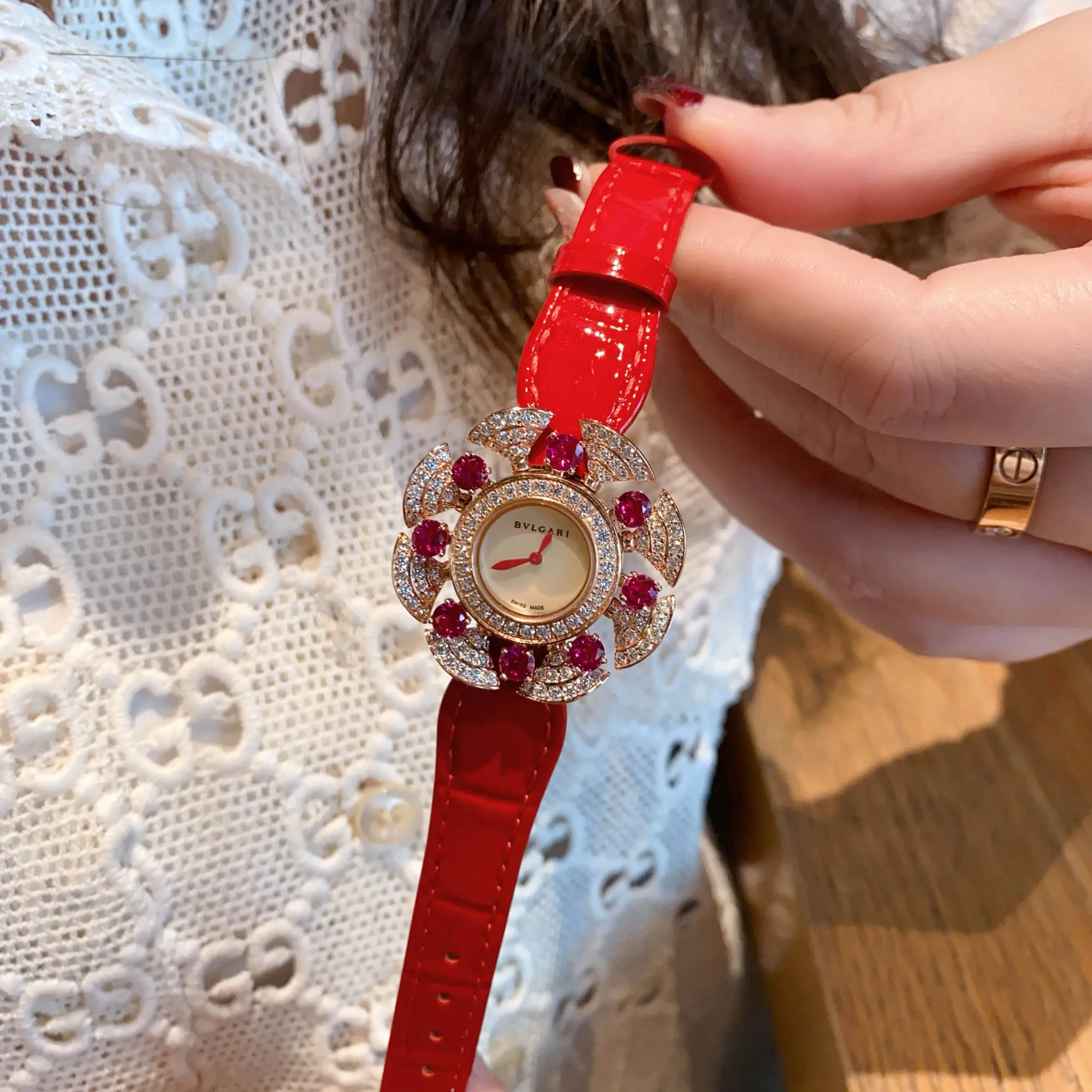 9a3536bfaa6f8bb 阿默表行AmoWatch