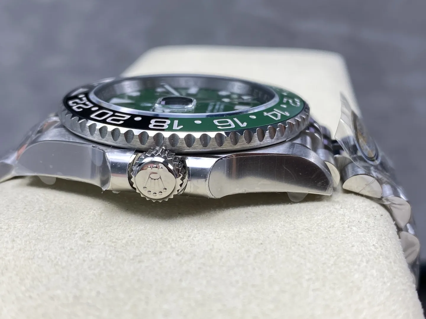 9b361f260eb0b93 阿默表行AmoWatch