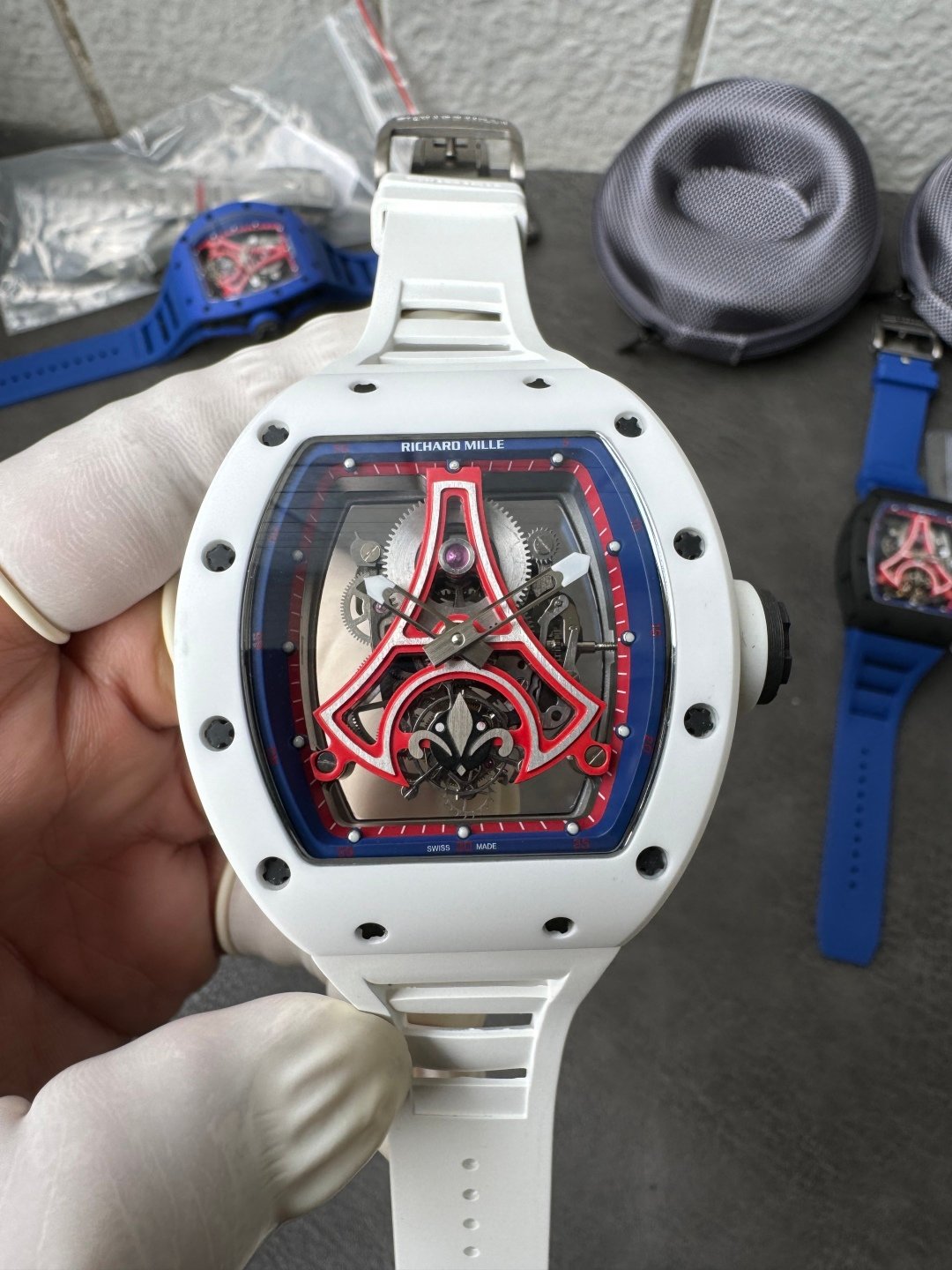 af3fac9ebd1ed74 AMO Watch