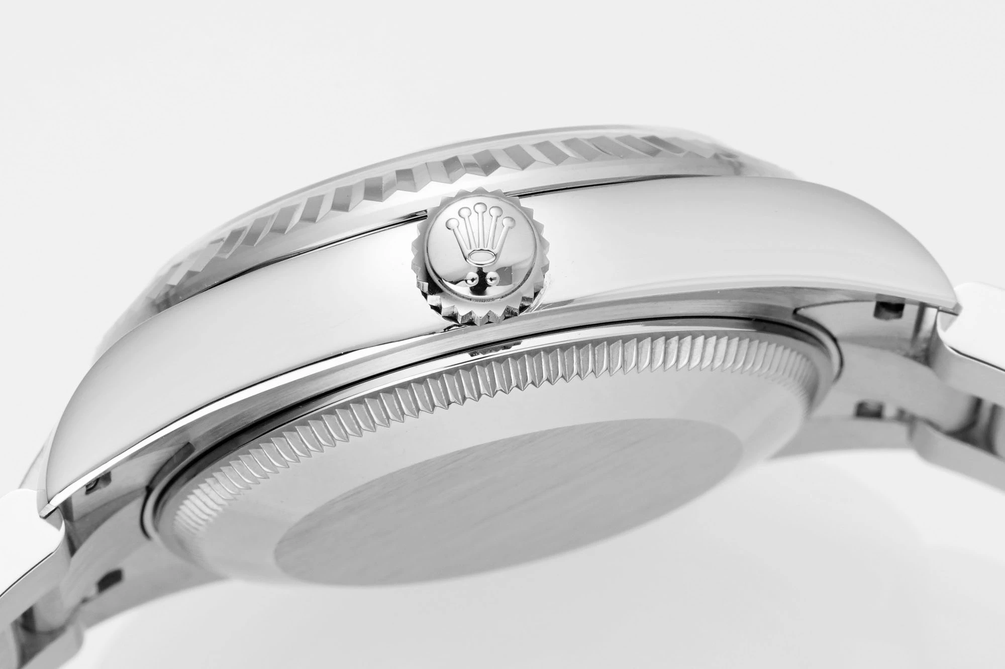 bb521e6953e3858 AMO Watch