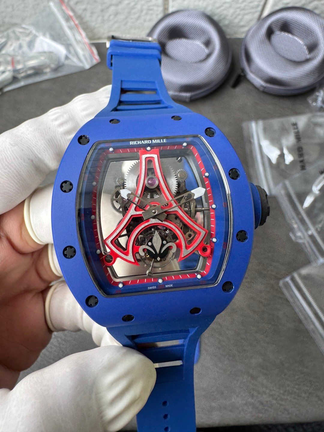 d9e9595a50efd10 AMO Watch