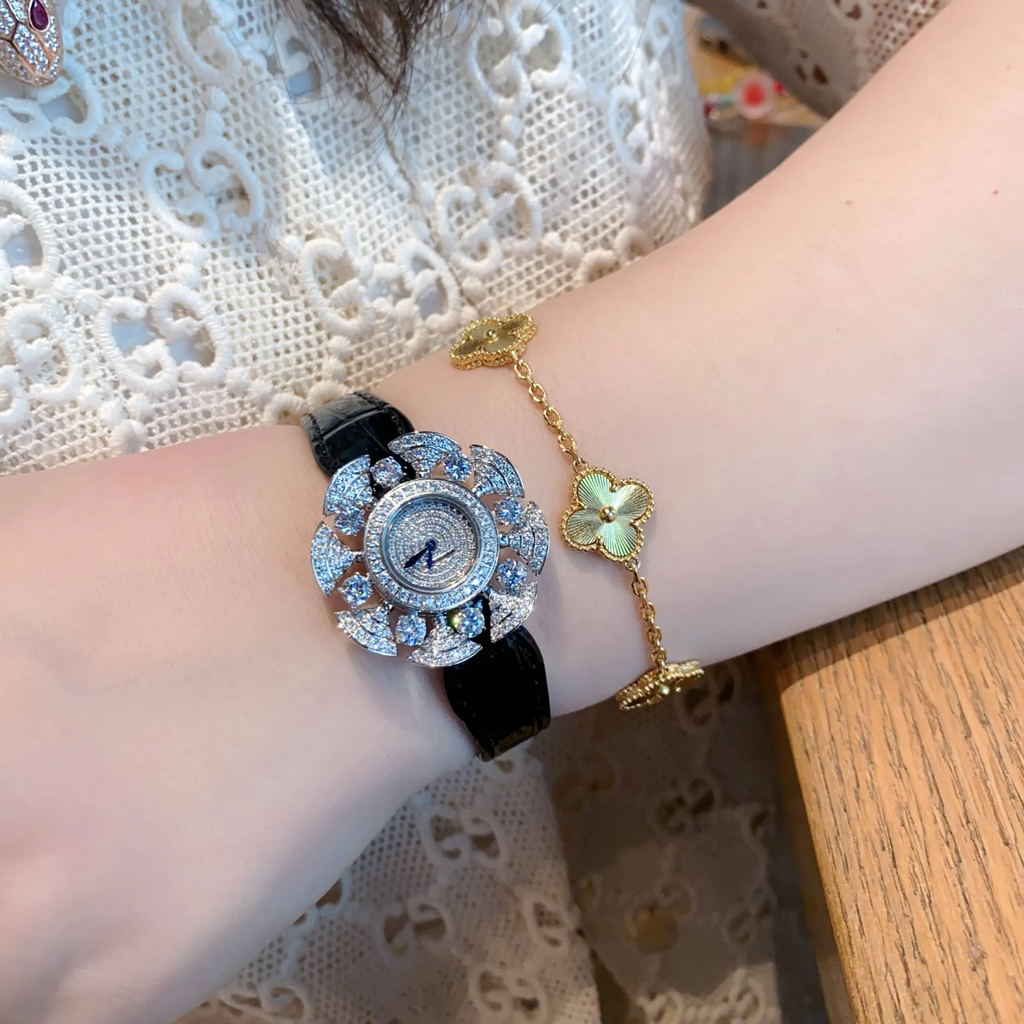 dba4f5e37d7a02e 阿默表行AmoWatch