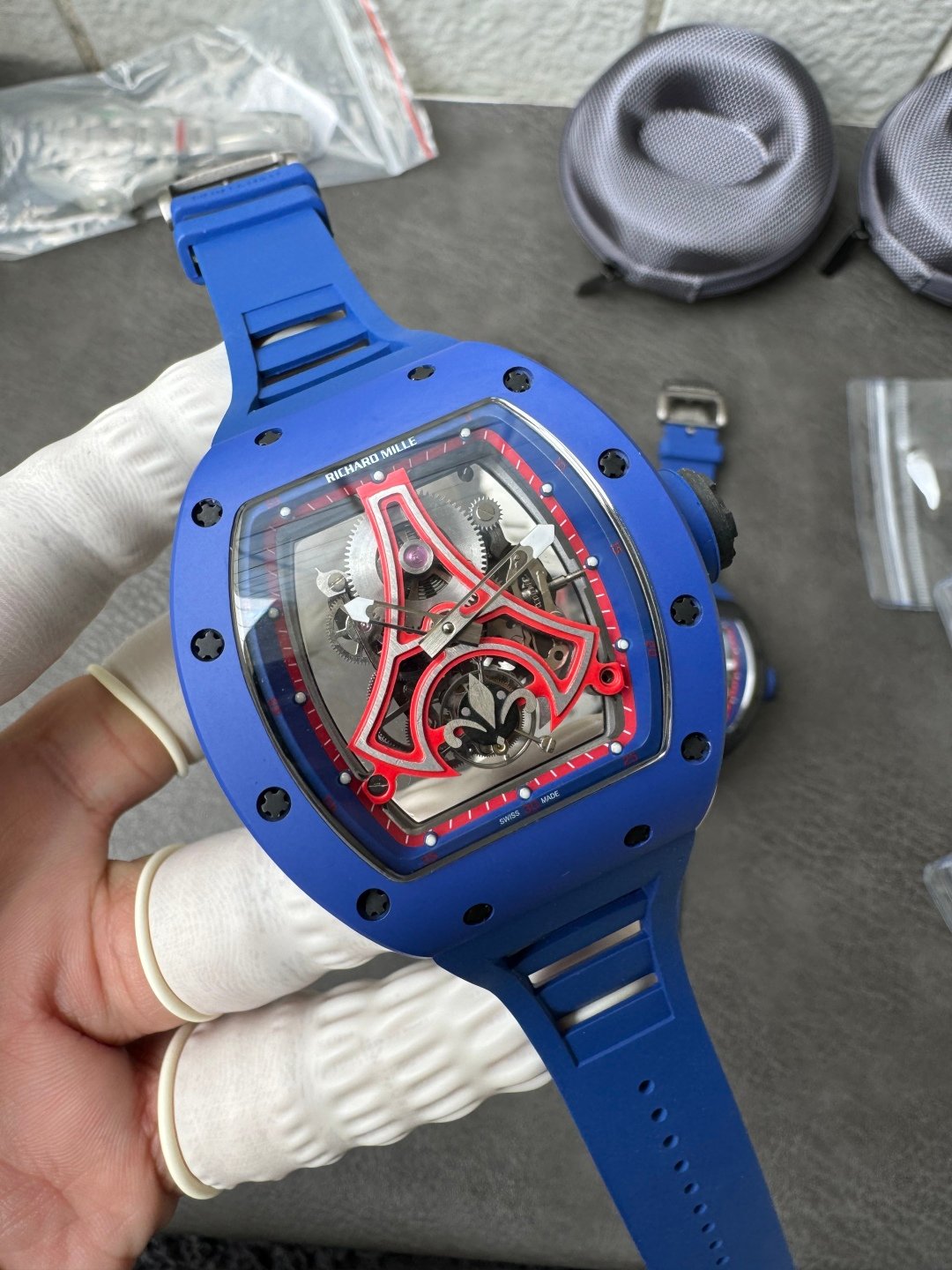 f54d5b17c26cc2a AMO Watch