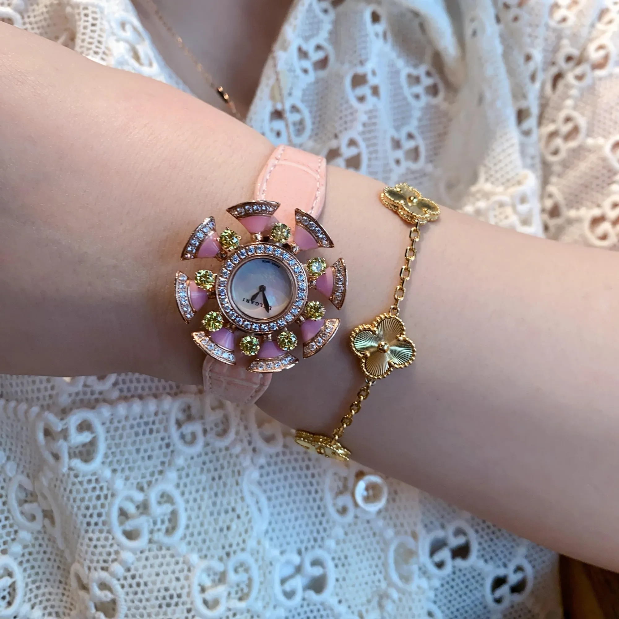 f575474c67db7d5 阿默表行AmoWatch