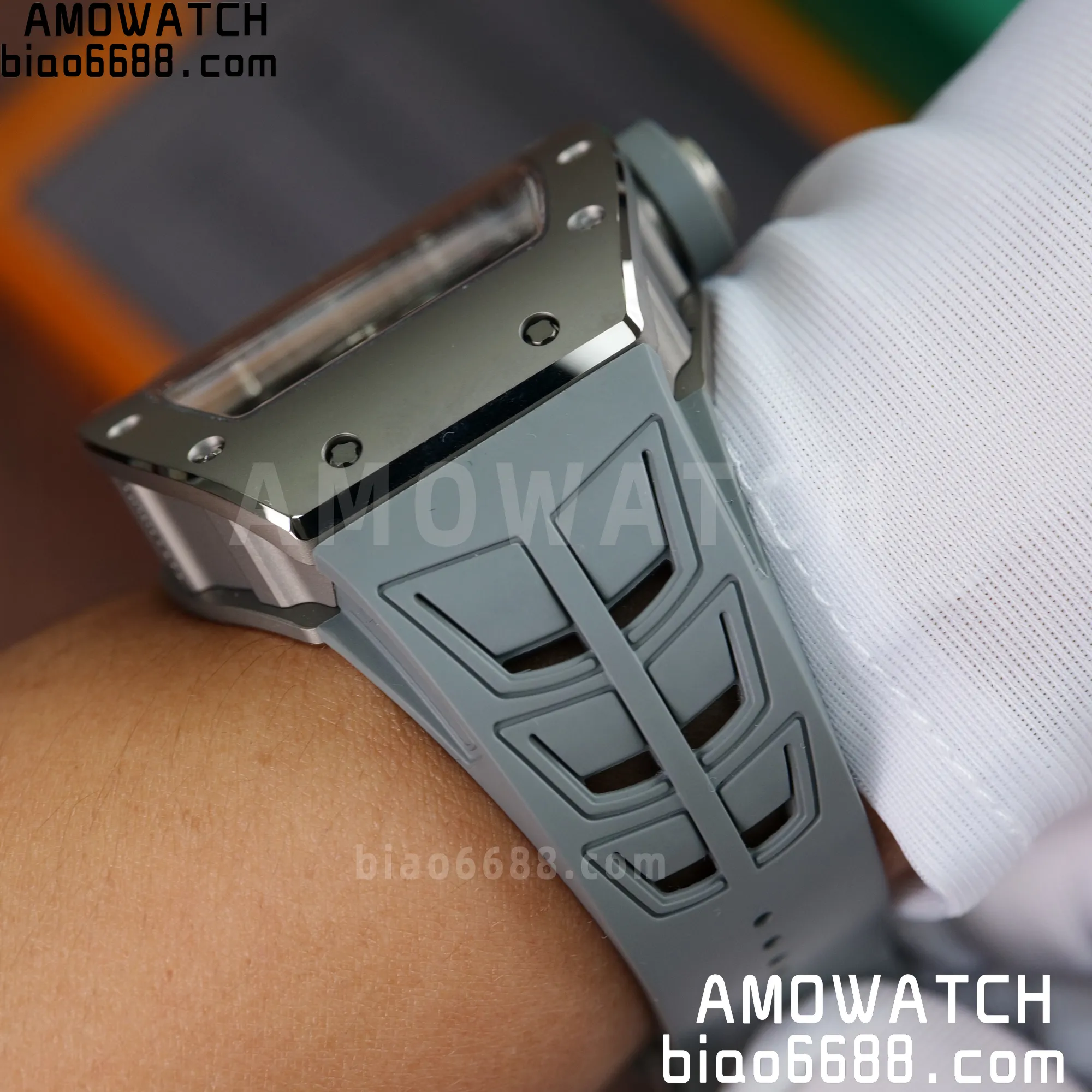 28585d2c68751e2 AMO Watch