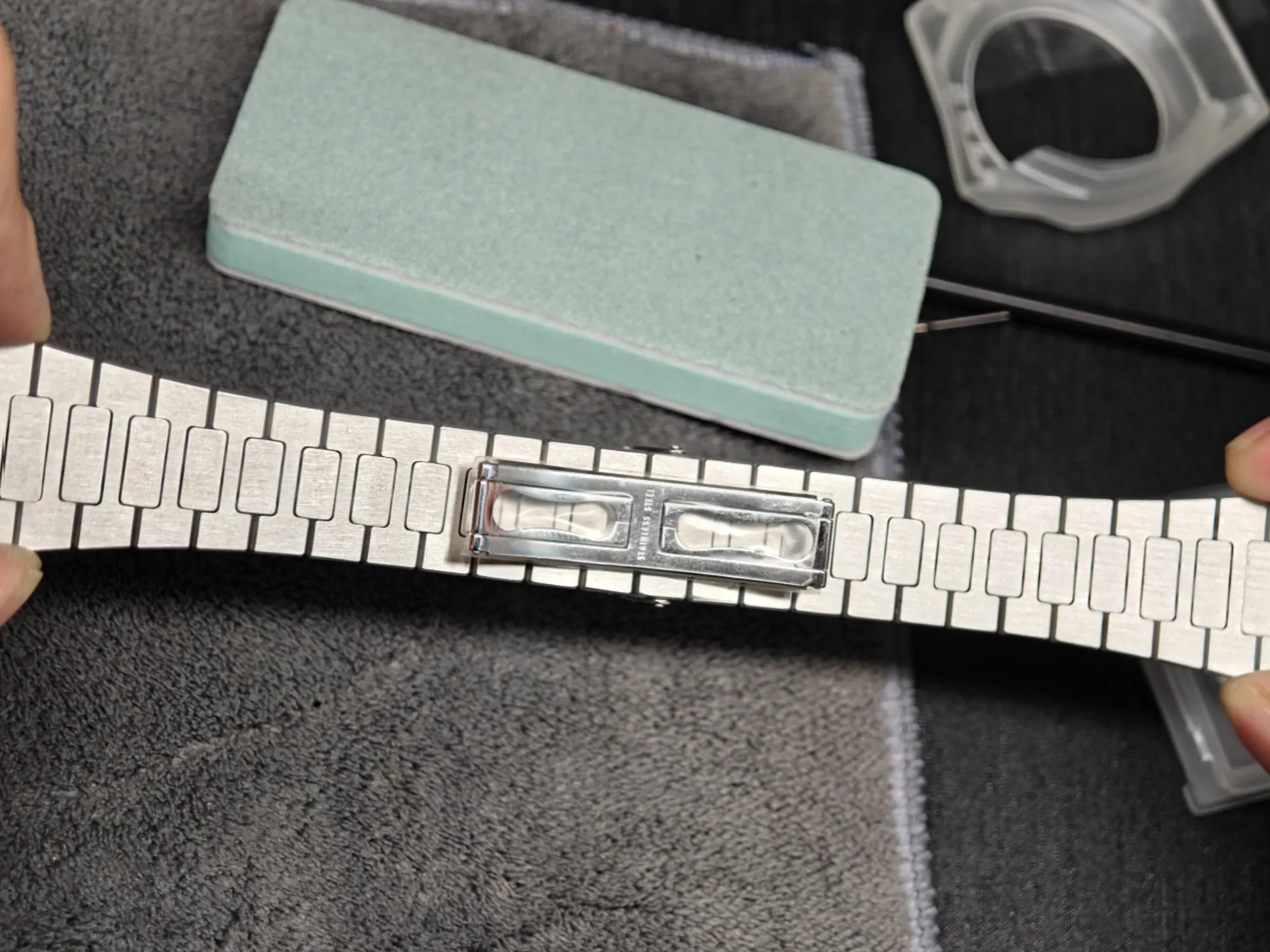 3ff5ffb1a96ed49 AMO Watch