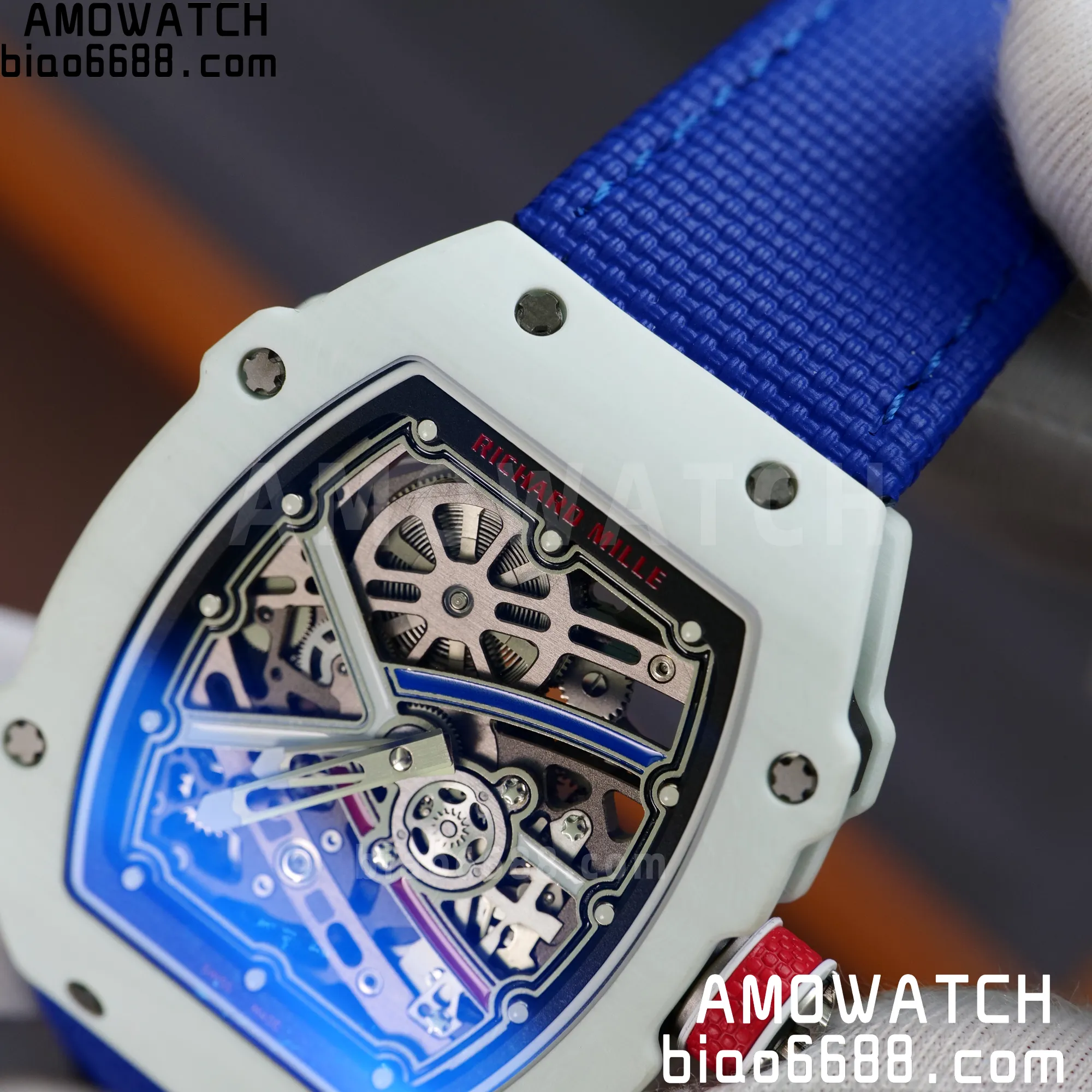 65e213def982ca3 AMO Watch