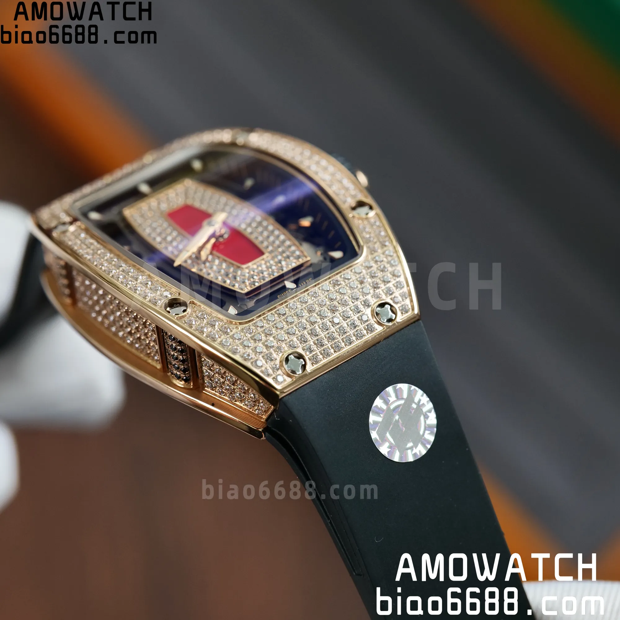 844842f34890100 AMO Watch