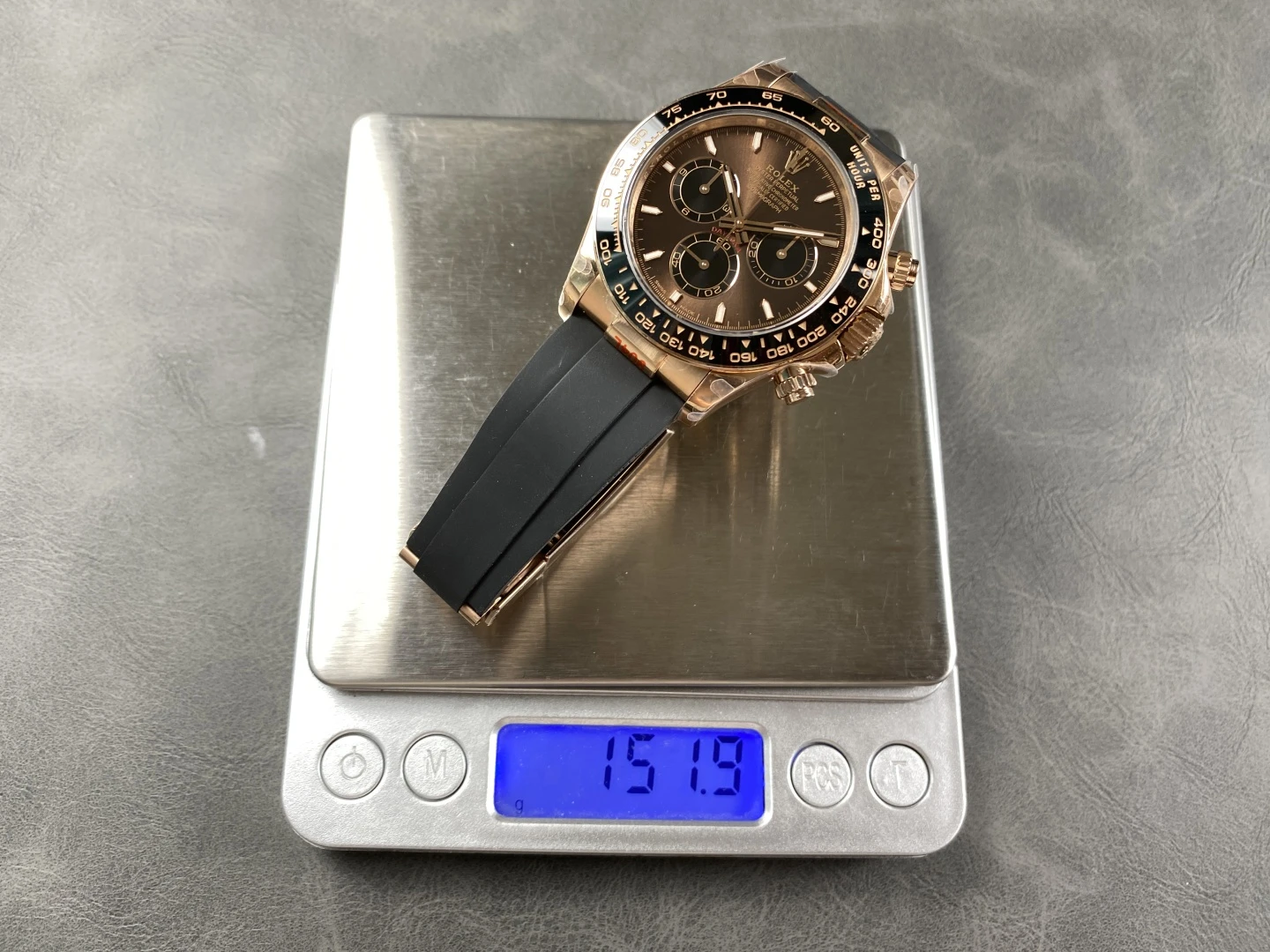 847e06808e9740c AMO Watch