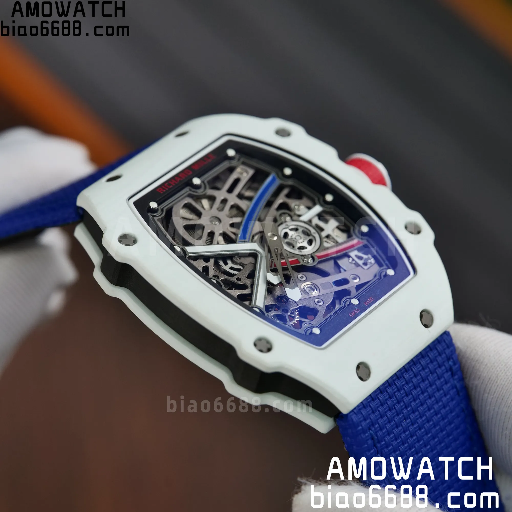 8d4e41518653f13 AMO Watch