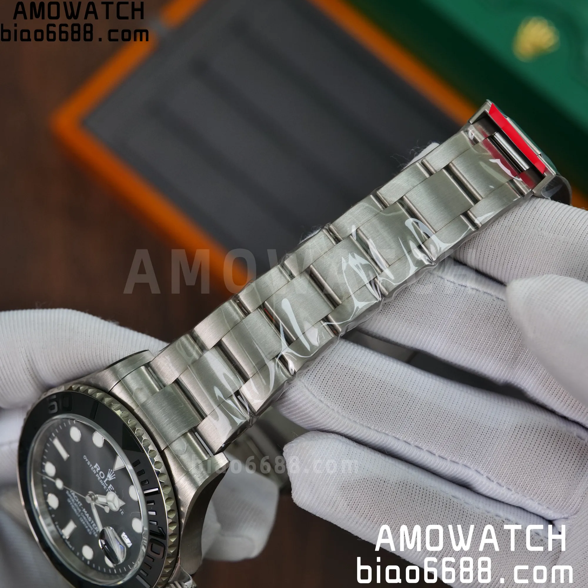 ec2d3697db110a2 AMO Watch
