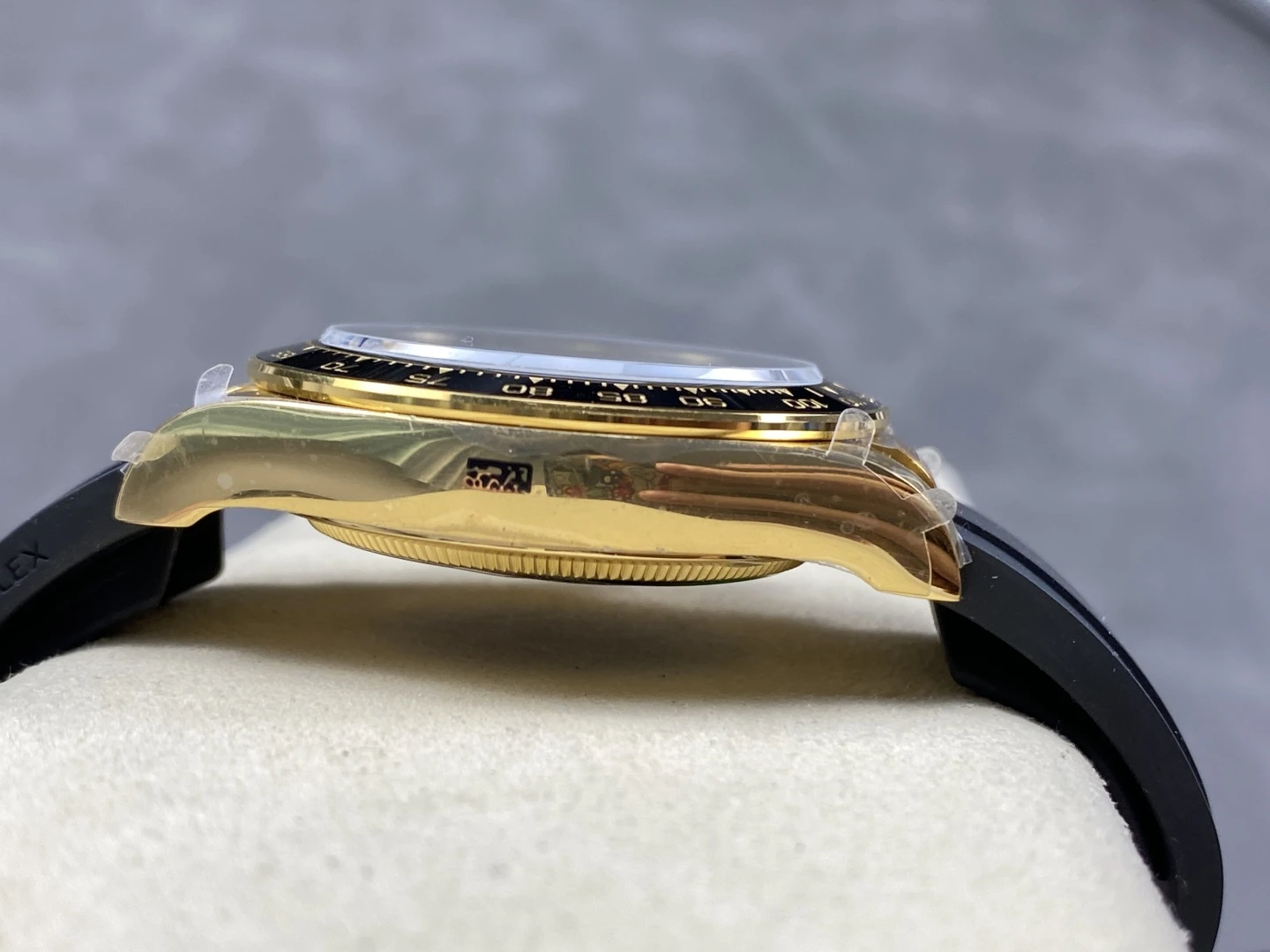 f049b332d4472da AMO Watch
