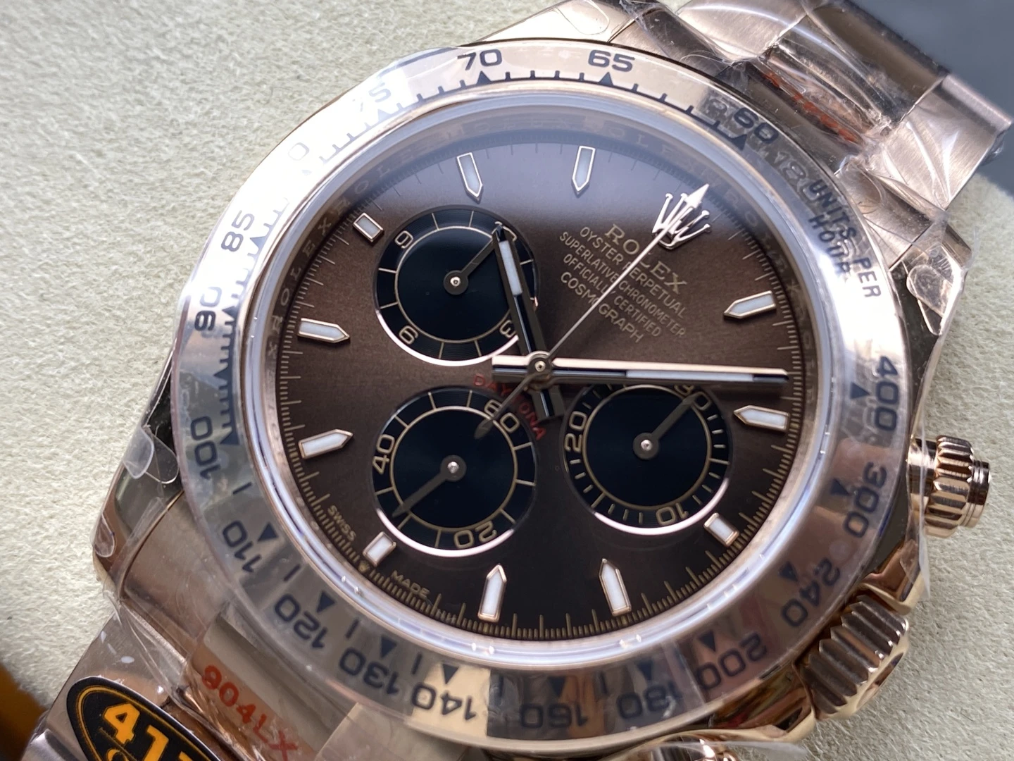f272a3c37596714 AMO Watch