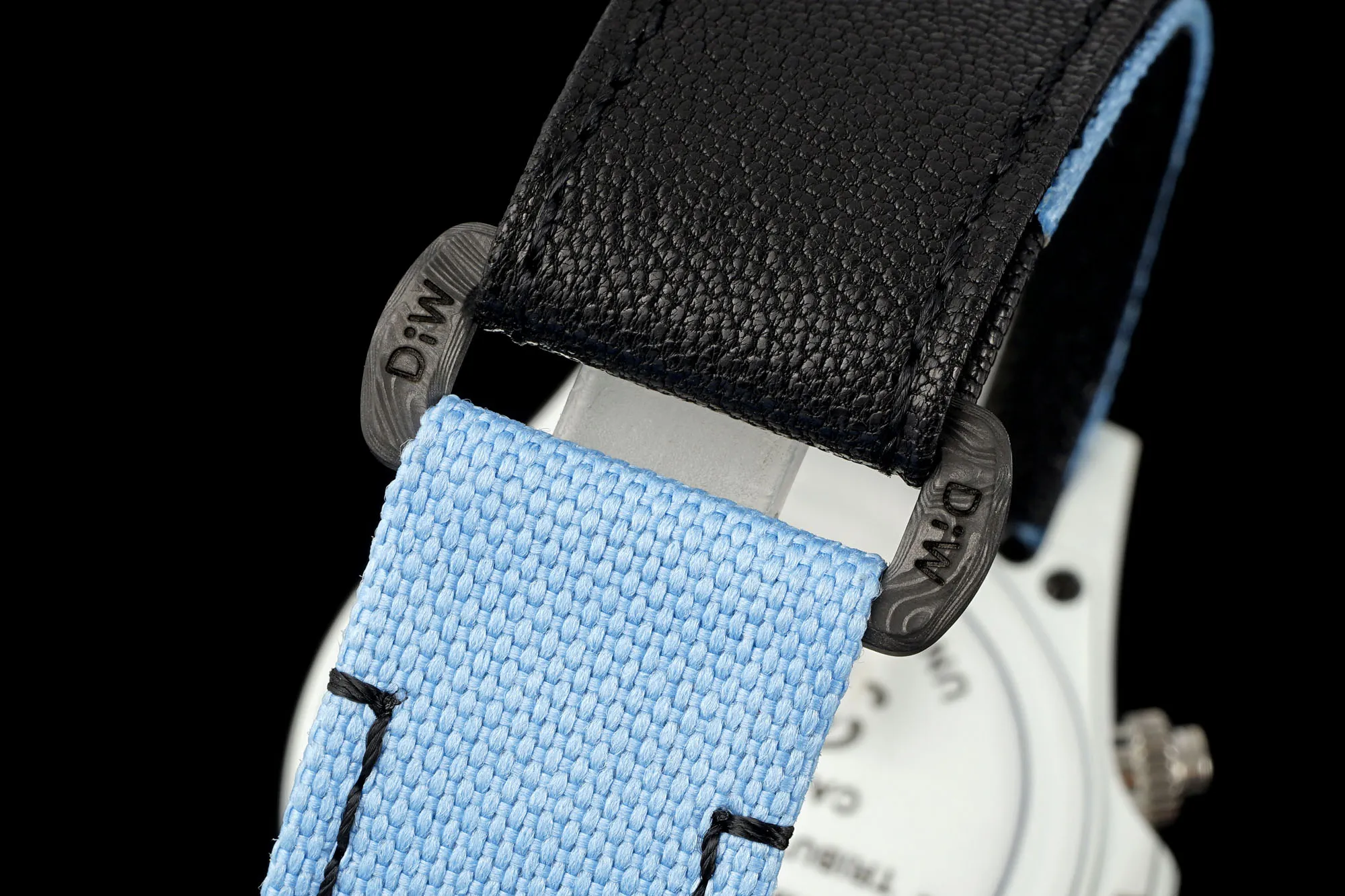 267d3581940615f AMO Watch