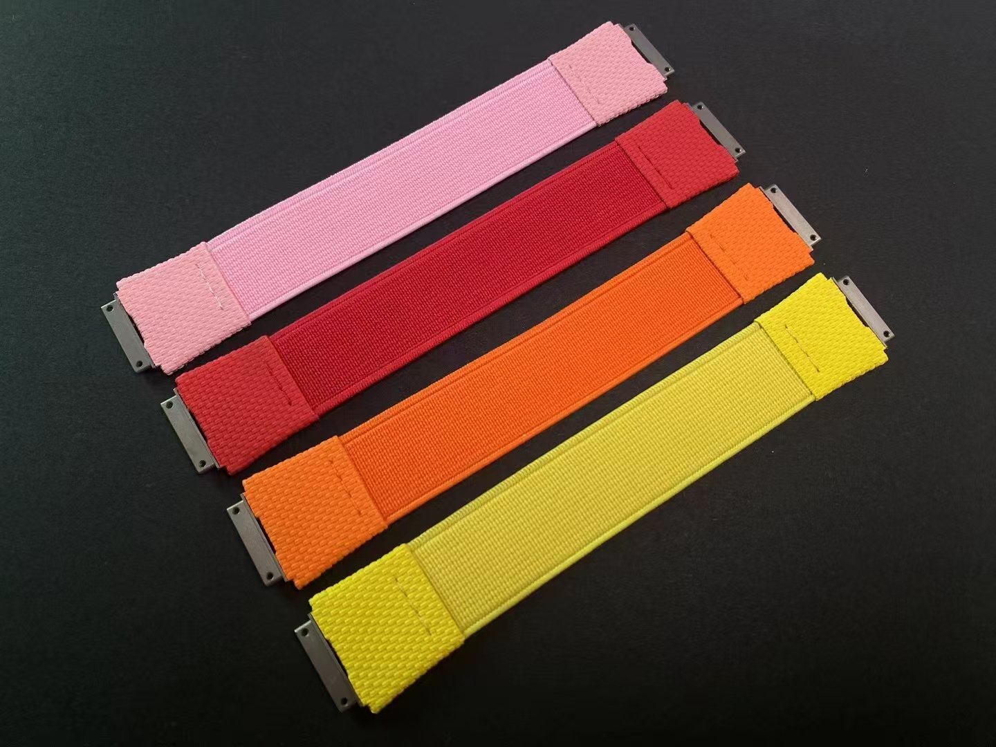 8f79a078b91f2b1 AMO Watch