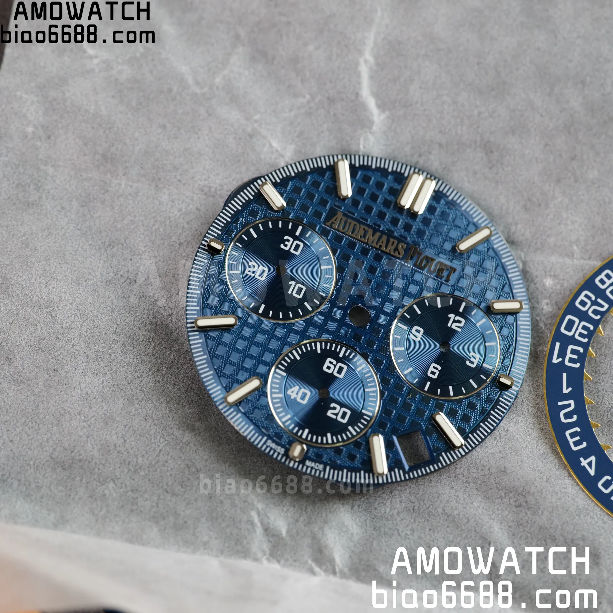 93d1aaab4a54d34 1 AMO Watch