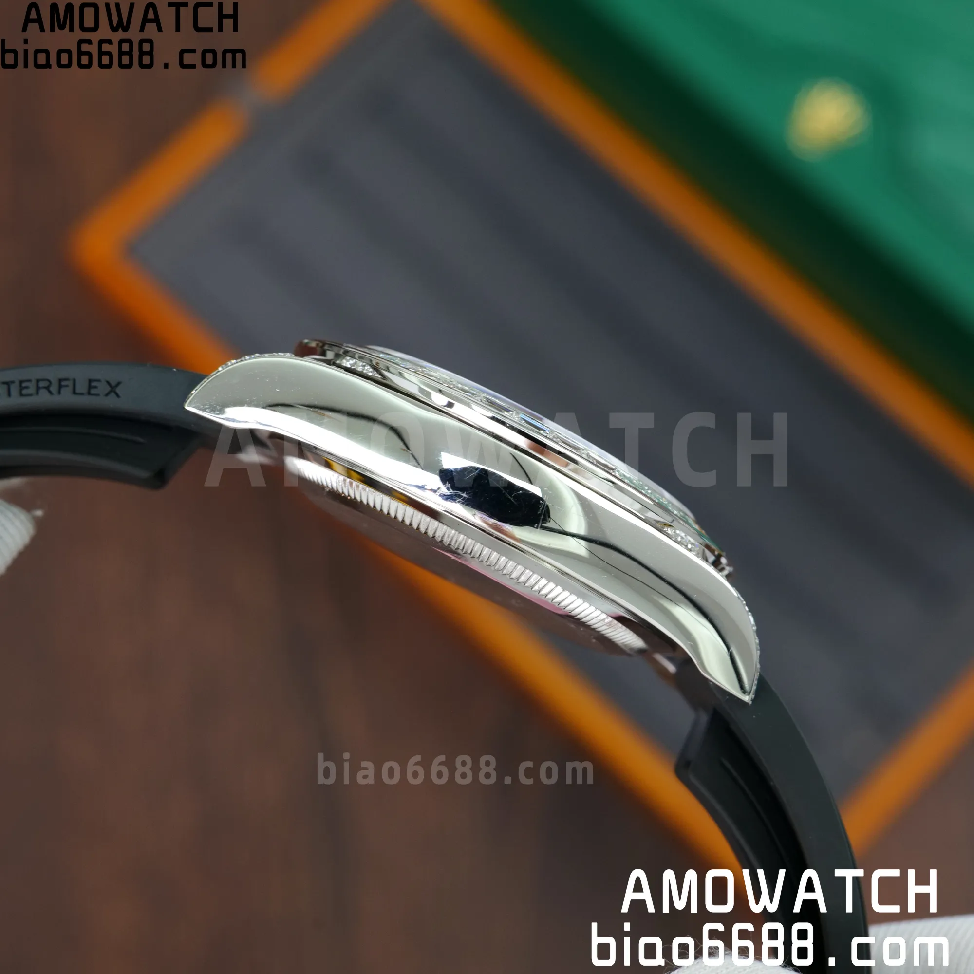 9e43e52d1e25910 AMO Watch