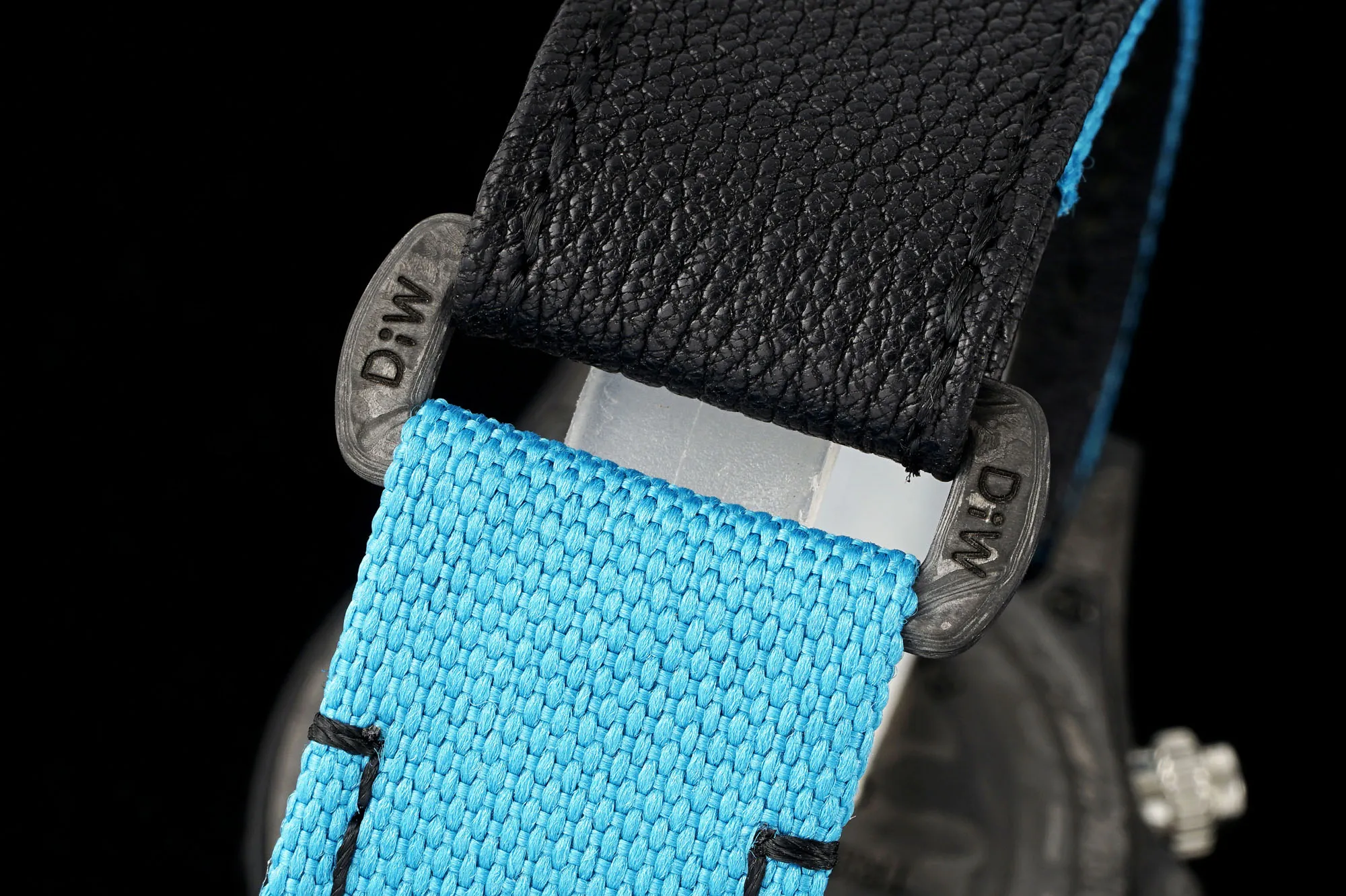 9e87a42037b76bd AMO Watch