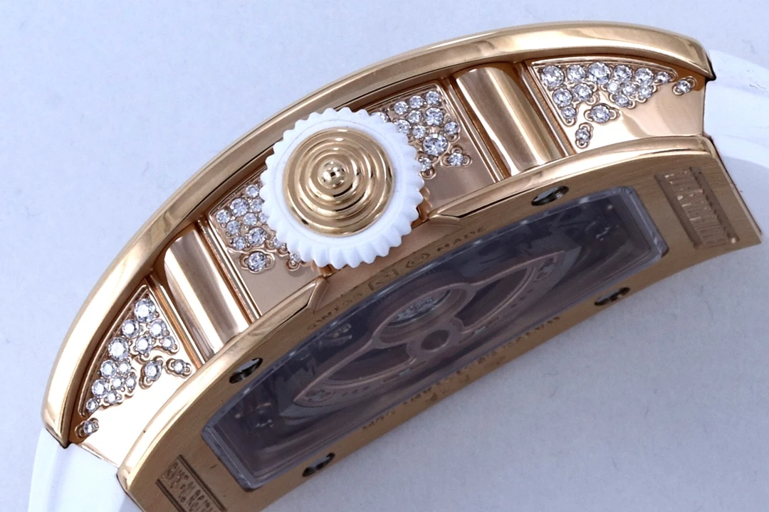 a07941e81a5b9b5 AMO Watch