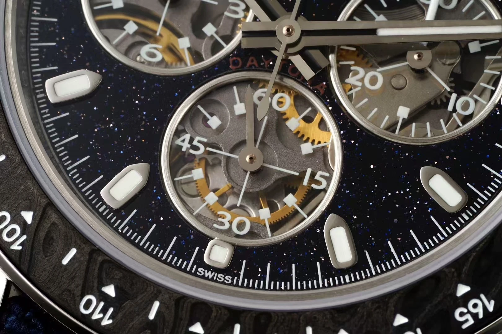 b5fb4239f5d2d7f 1 AMO Watch