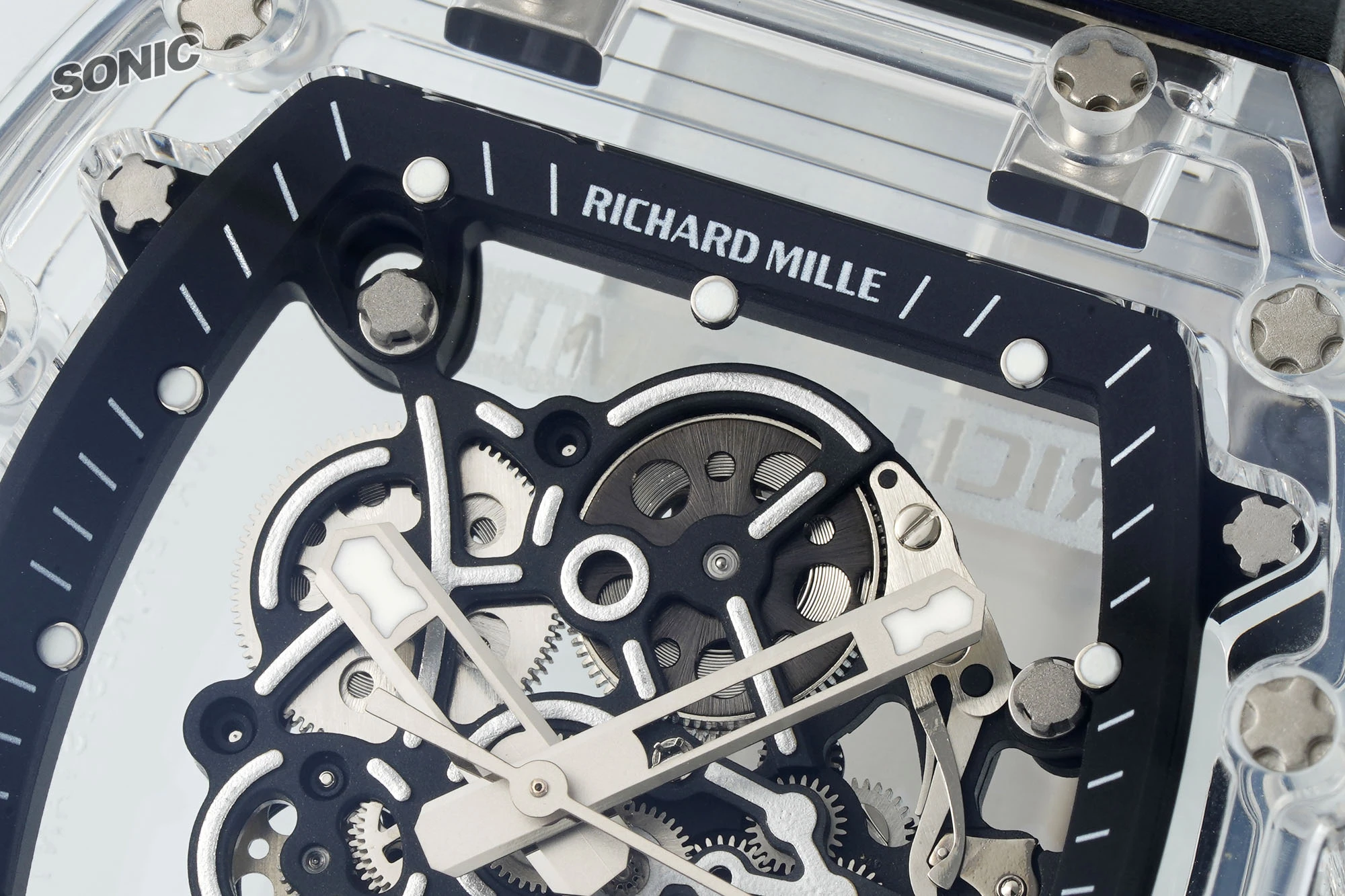 fb858c755885906 AMO Watch