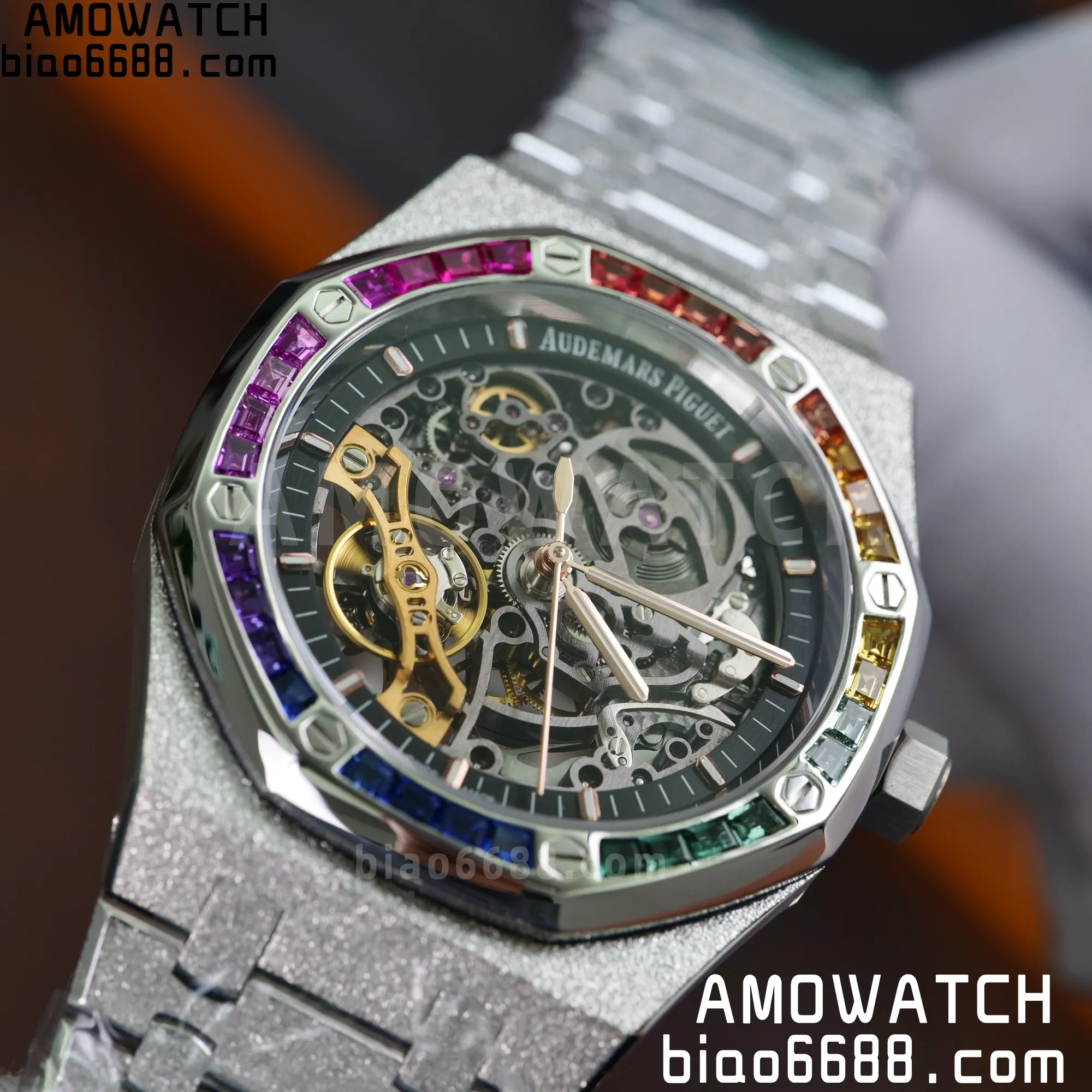 4b32b9c5c5bc376 AMO Watch
