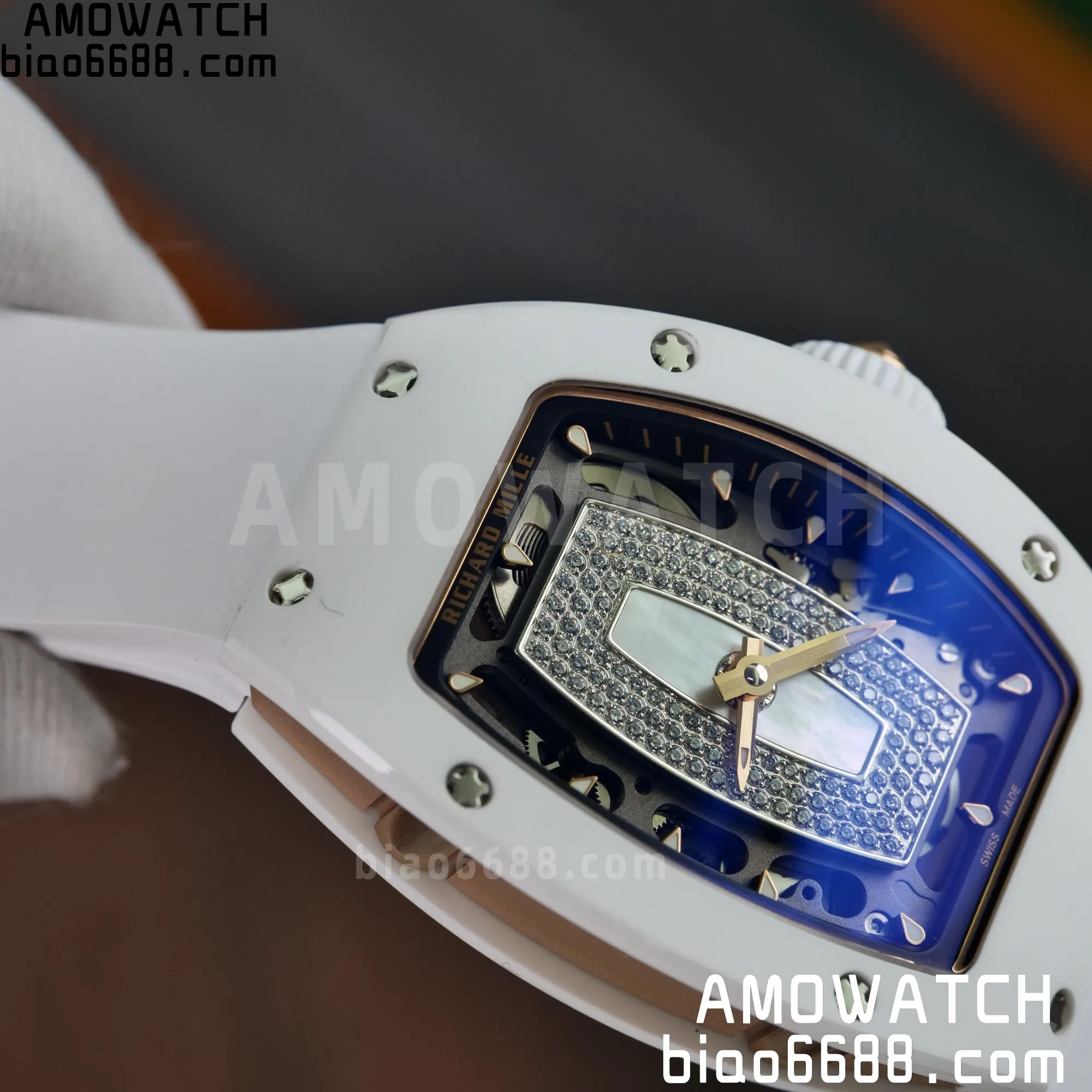 4e828a5ce0f3845 AMO Watch
