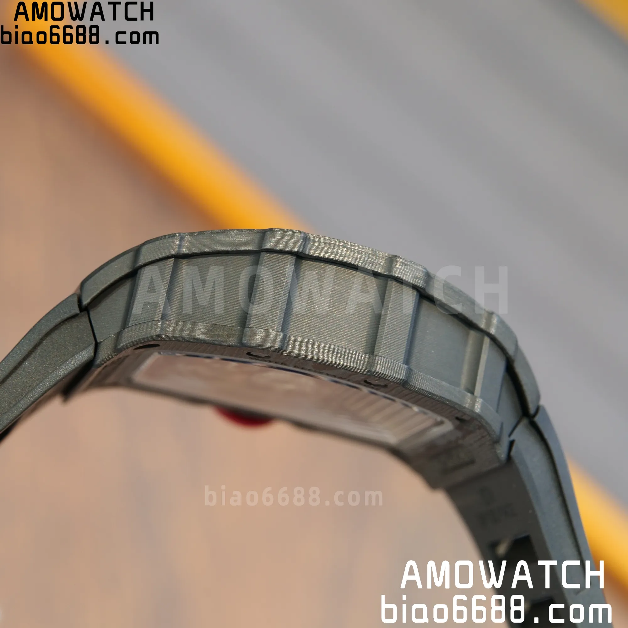 4fb93697822ab1e AMO Watch
