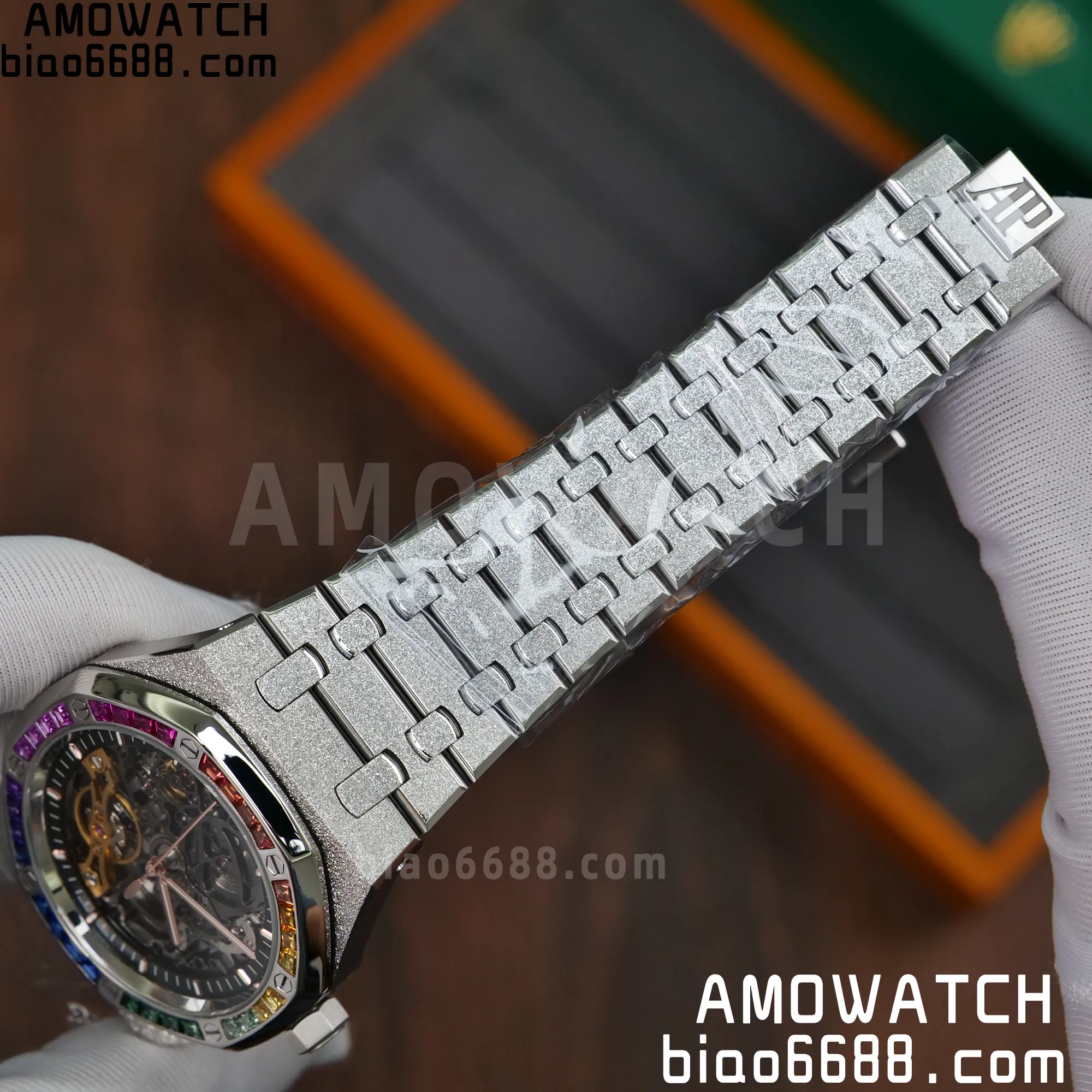 607eba43ae33895 AMO Watch