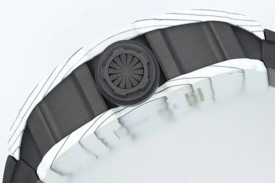 664e82af837faf4 AMO Watch