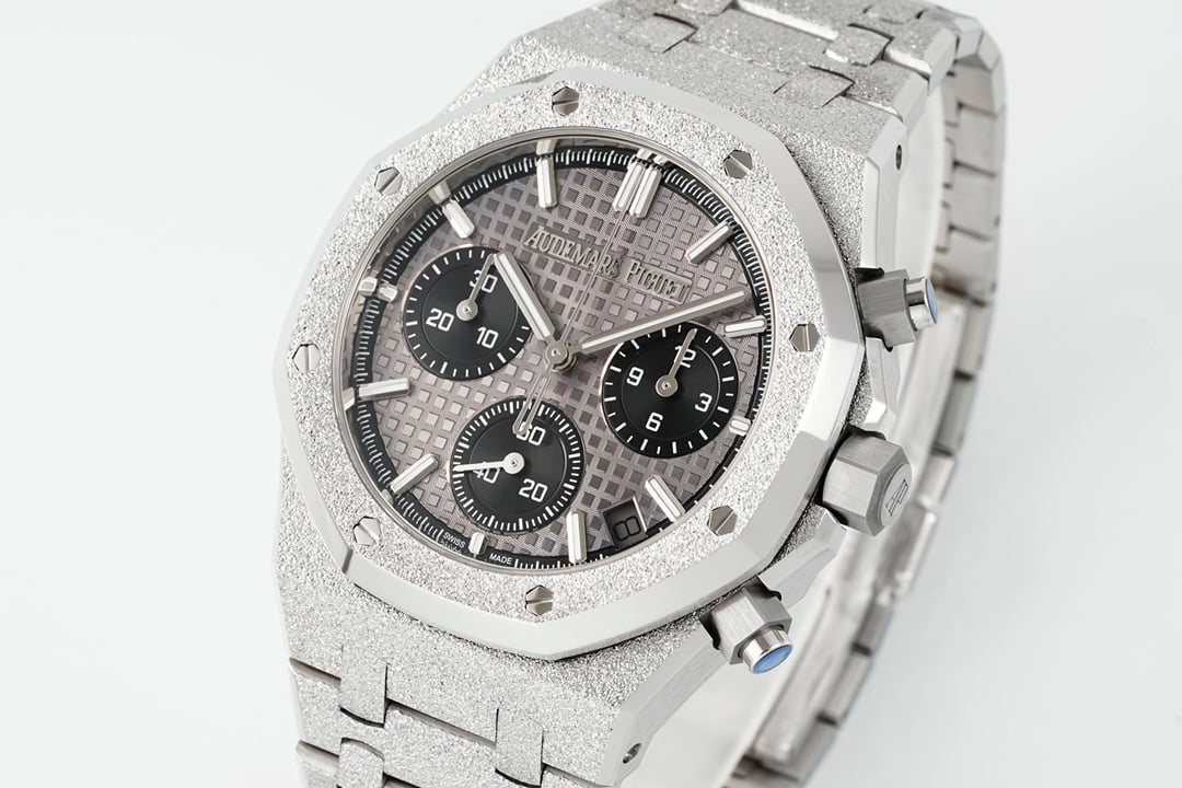 7c4df01957fa120 AMO Watch