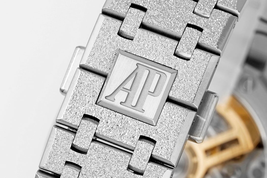 853923b50d06af1 AMO Watch