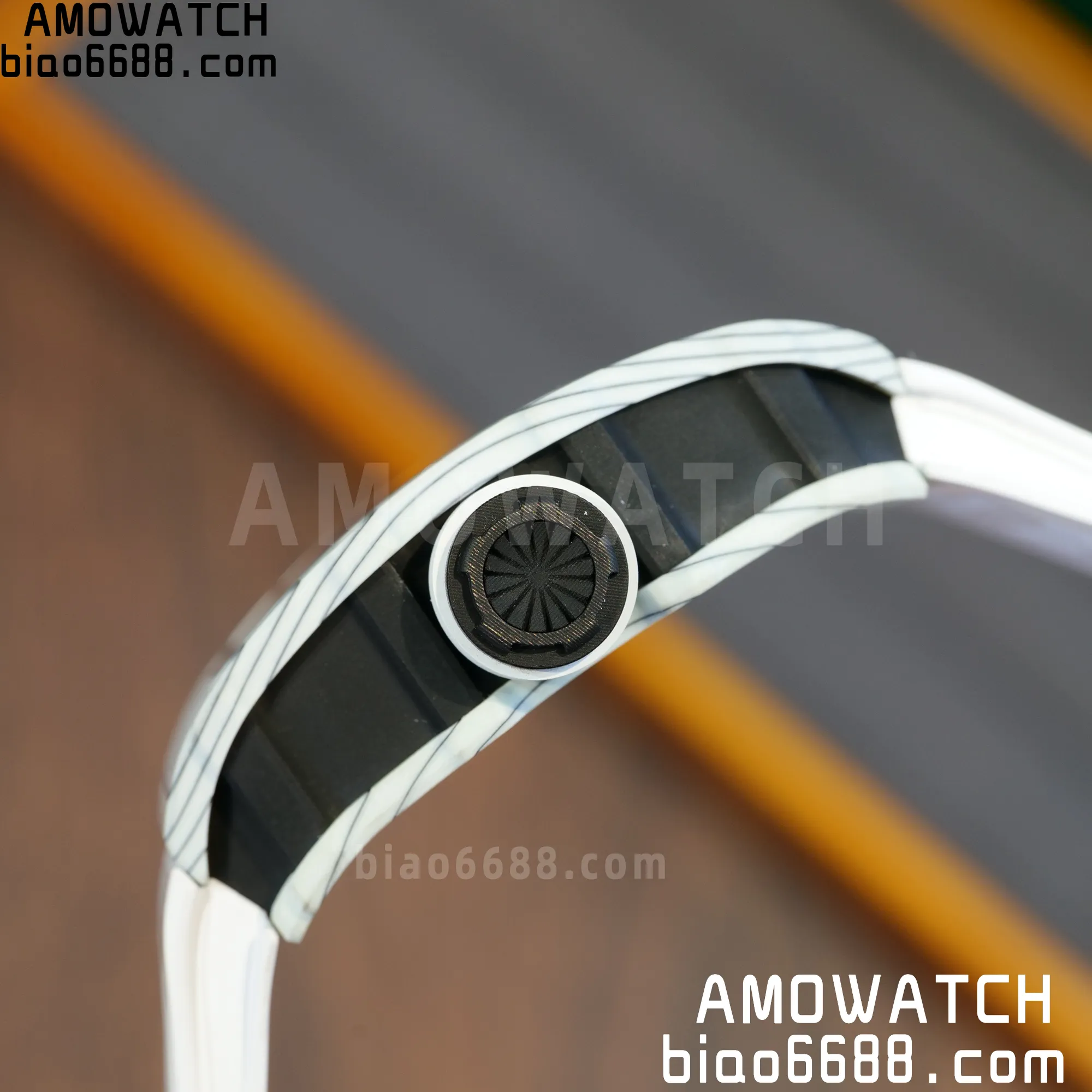 9a370838e4b8433 AMO Watch