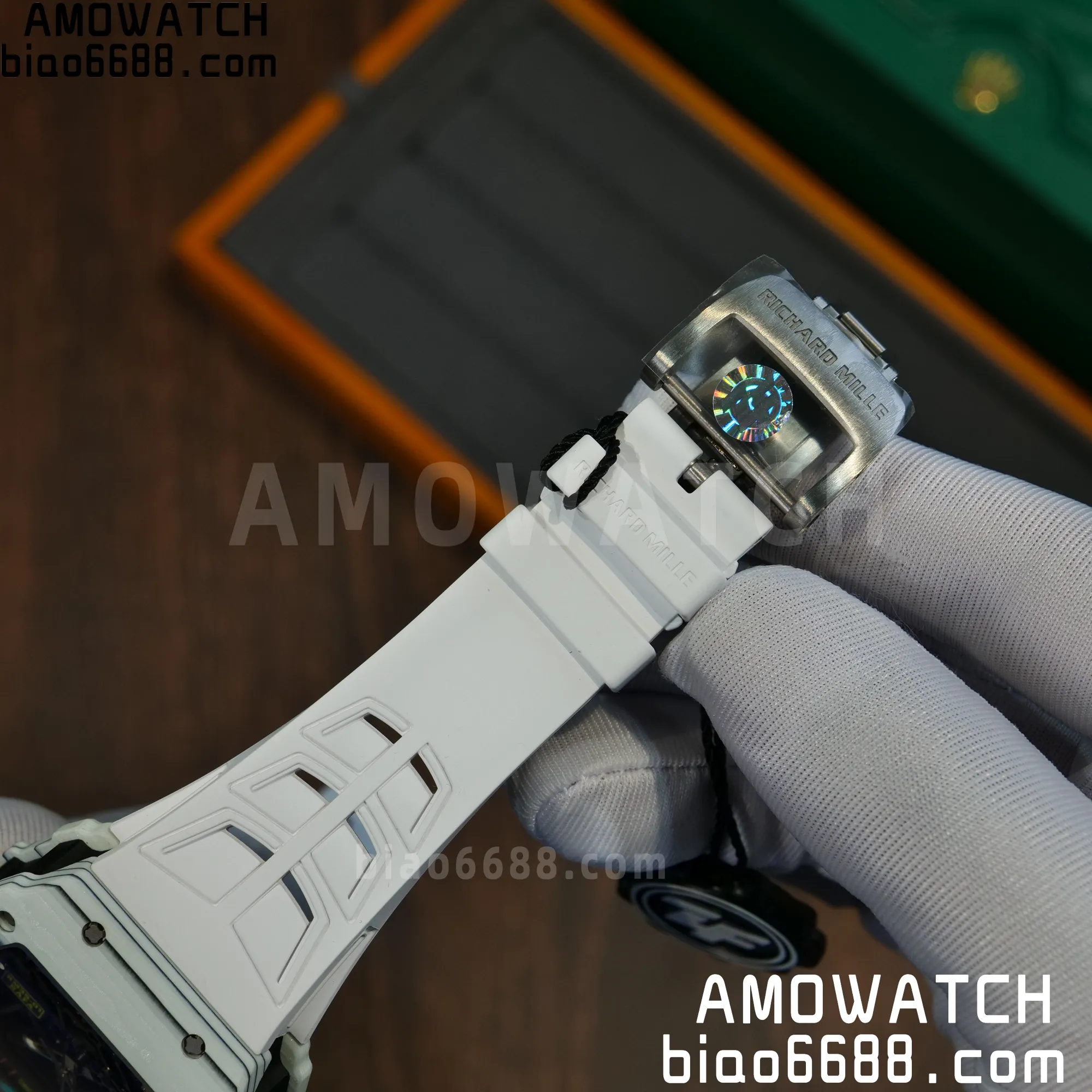 9eed0308954c41d AMO Watch