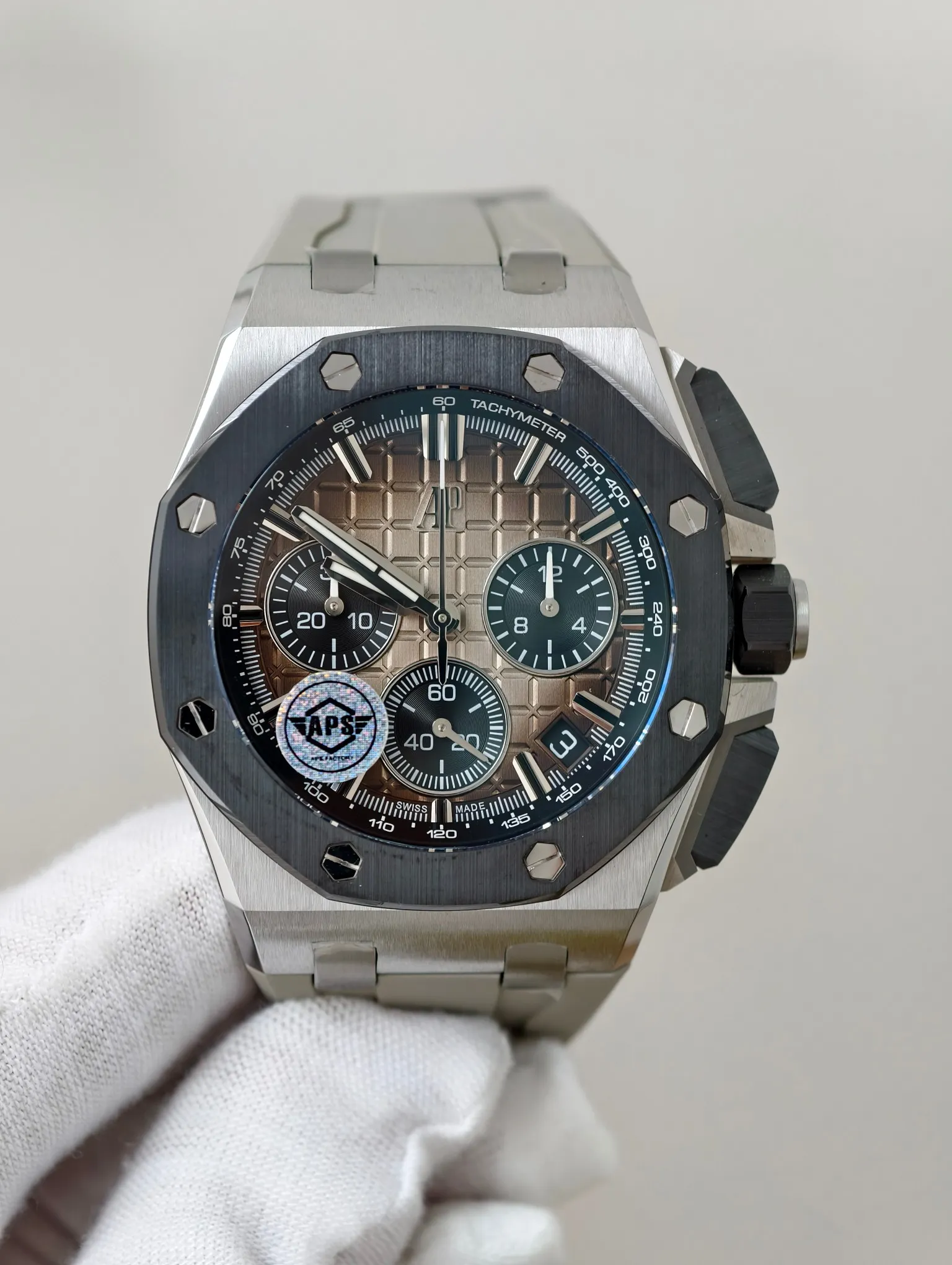 afb408021f63464 AMO Watch