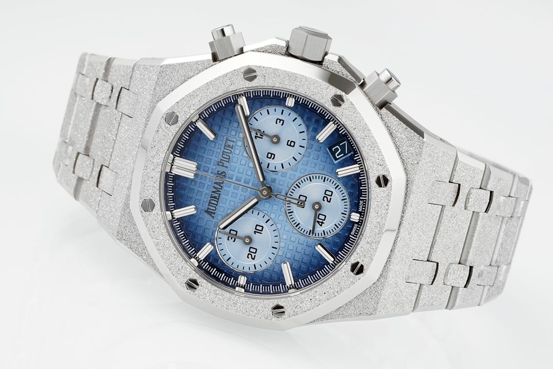 c245f707611fde1 AMO Watch