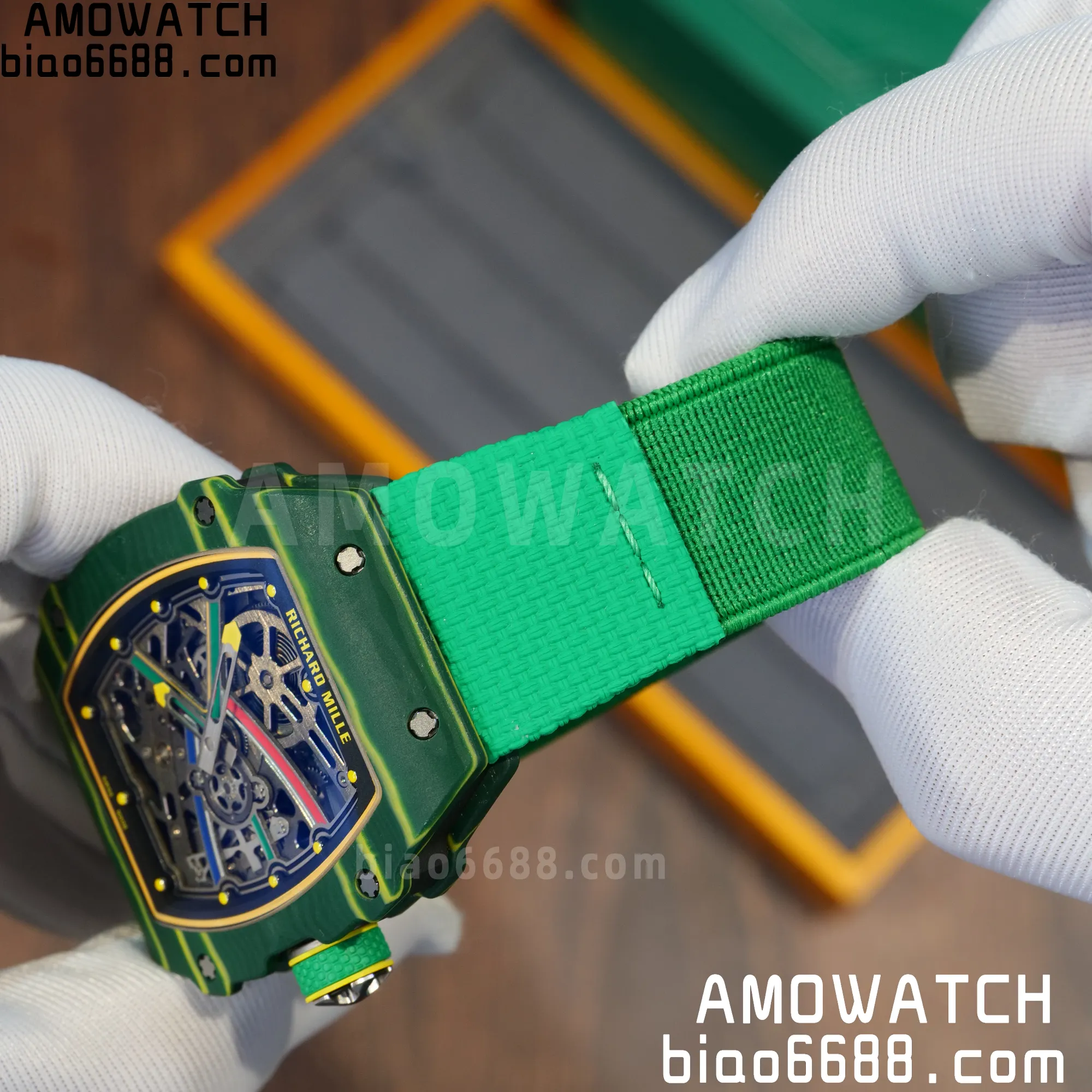 c2f0335b6e6464a AMO Watch