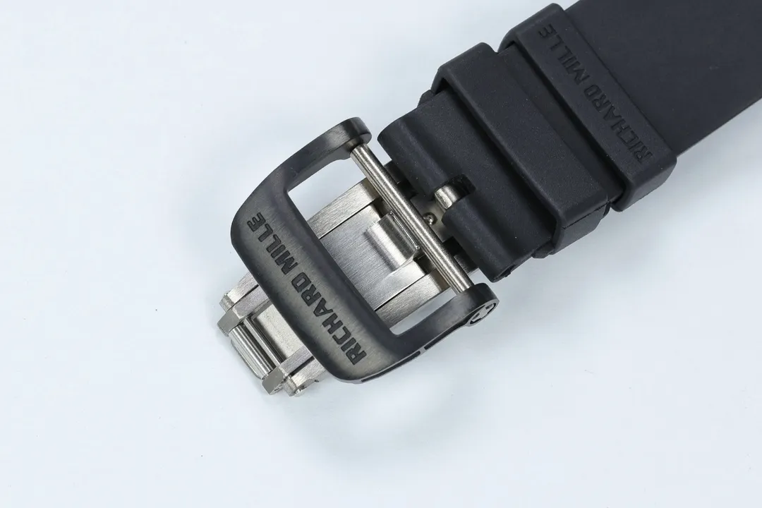 e085207c28daba2 AMO Watch