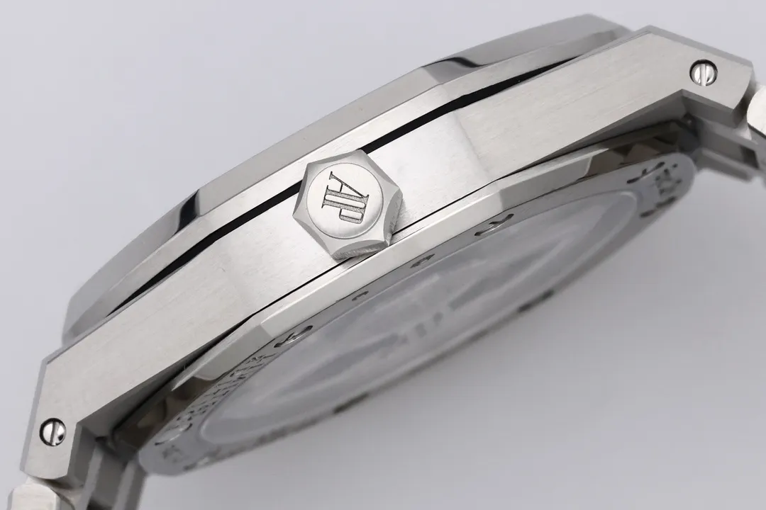 2d981f0be9462c0 AMO Watch