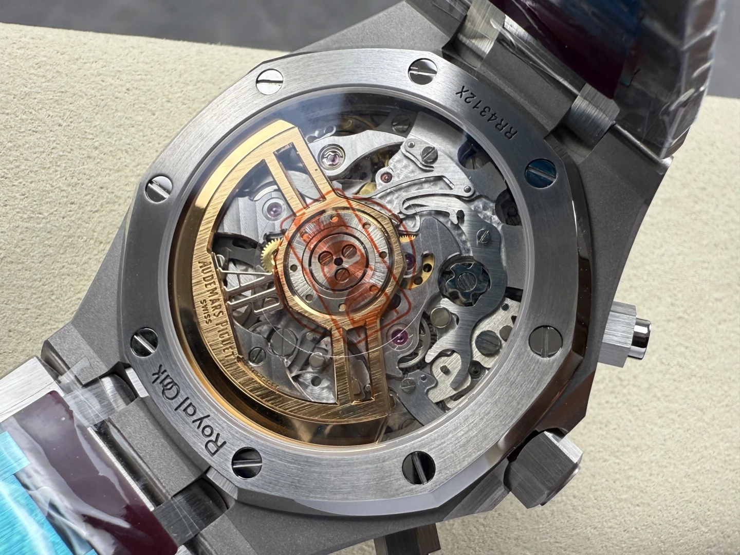 69f9b4882ba6dd6 AMO Watch