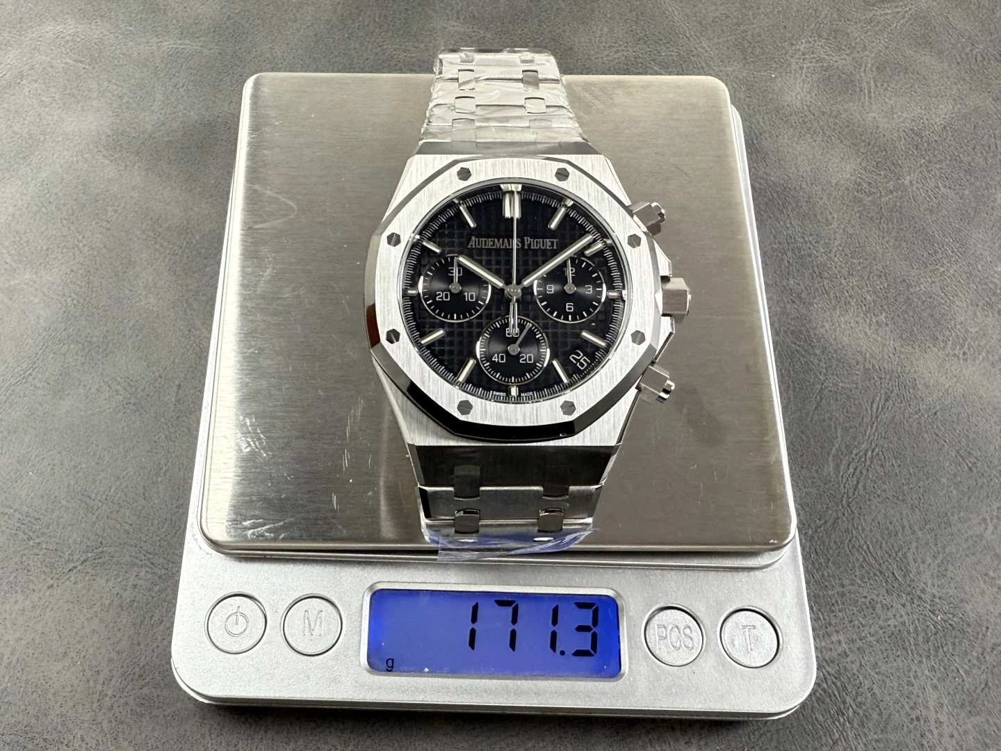 72c1fce5c13d7bd AMO Watch