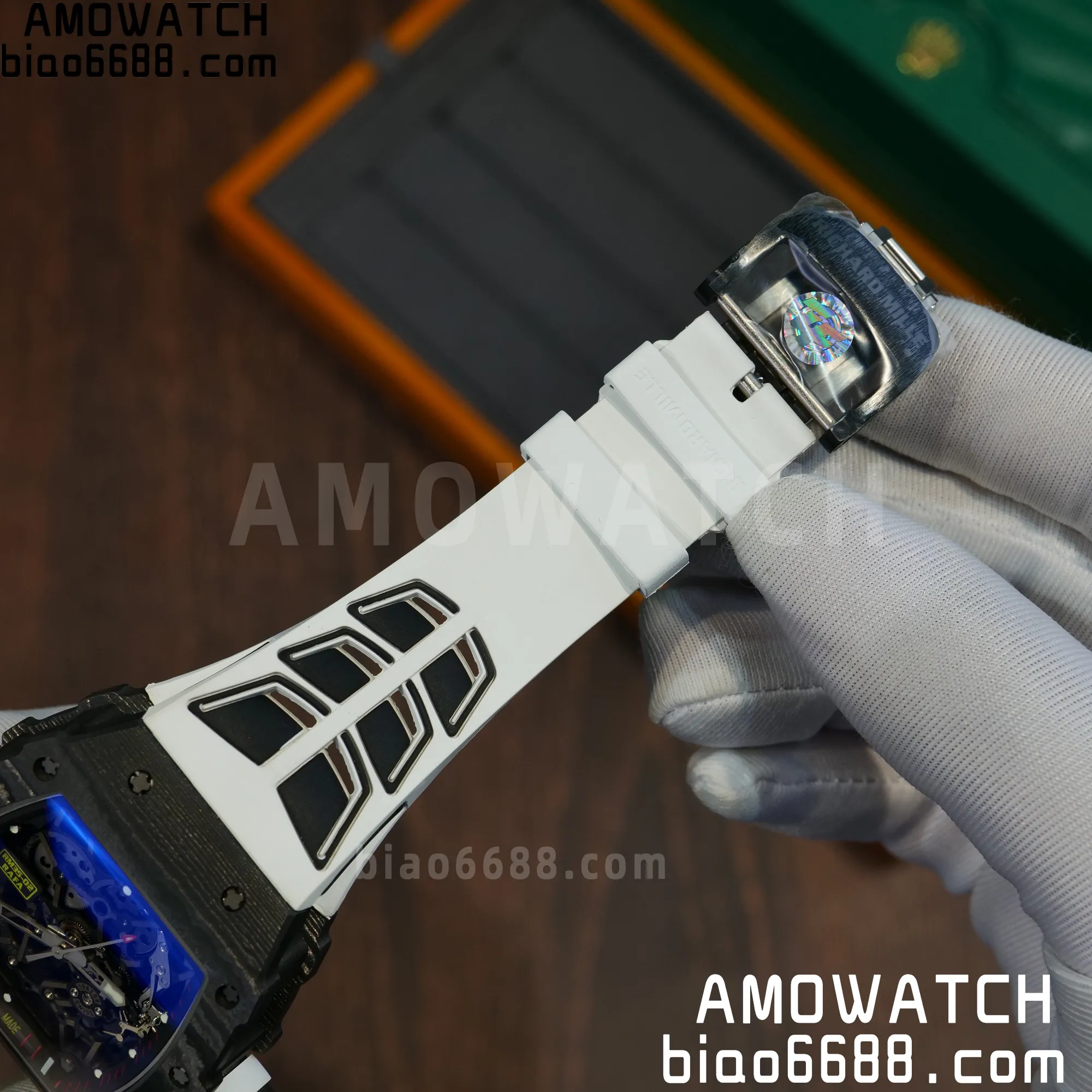 72f6c3aad0b4b12 AMO Watch
