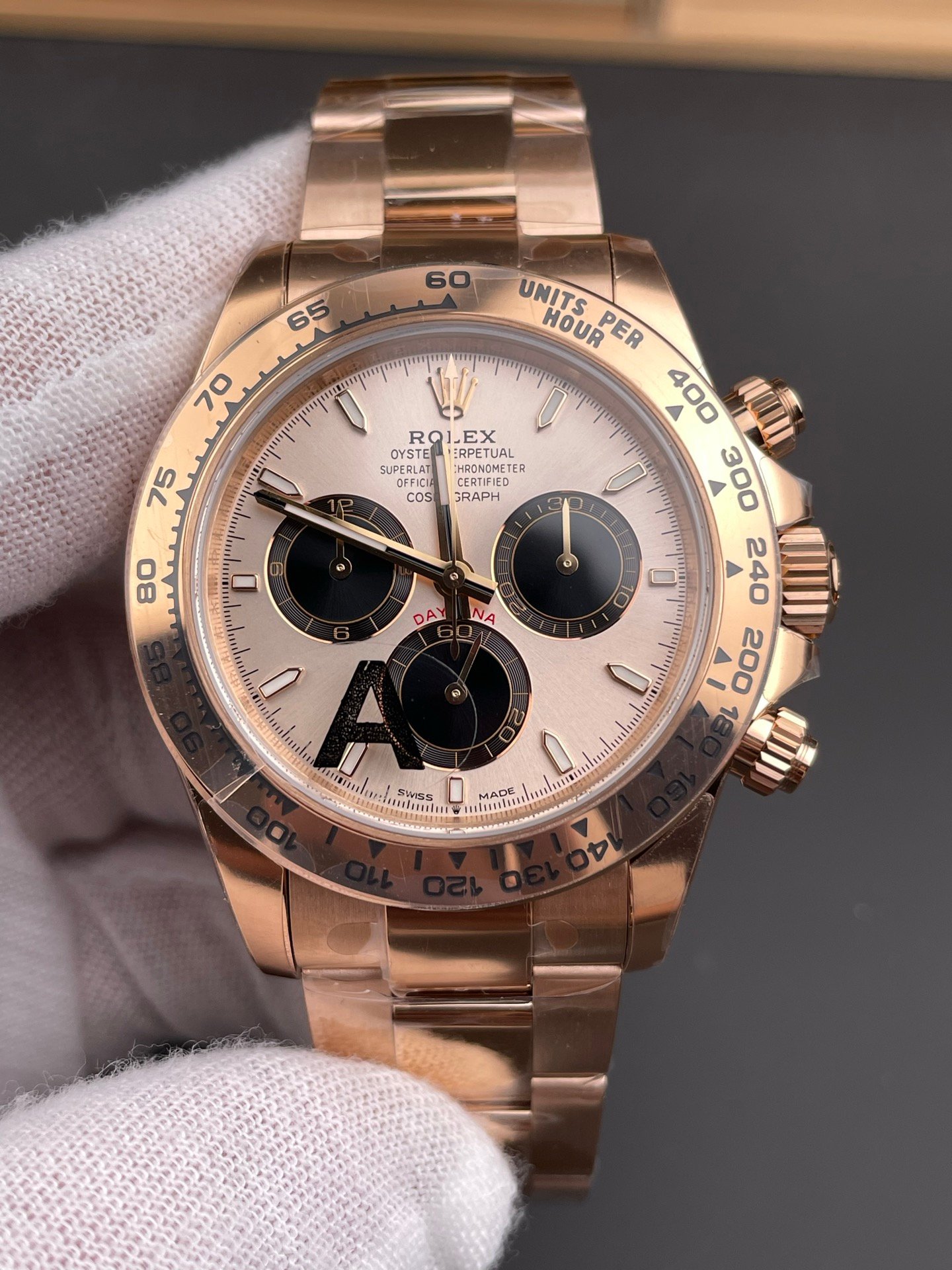 7338ee3ad3d1087 AMO Watch
