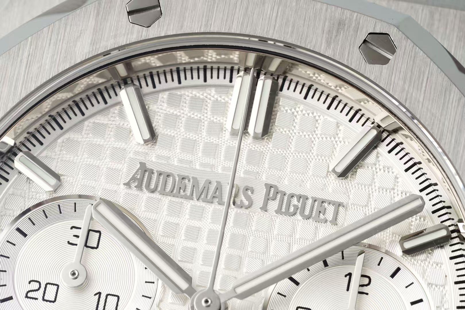 745ca870a84b3b4 AMO Watch