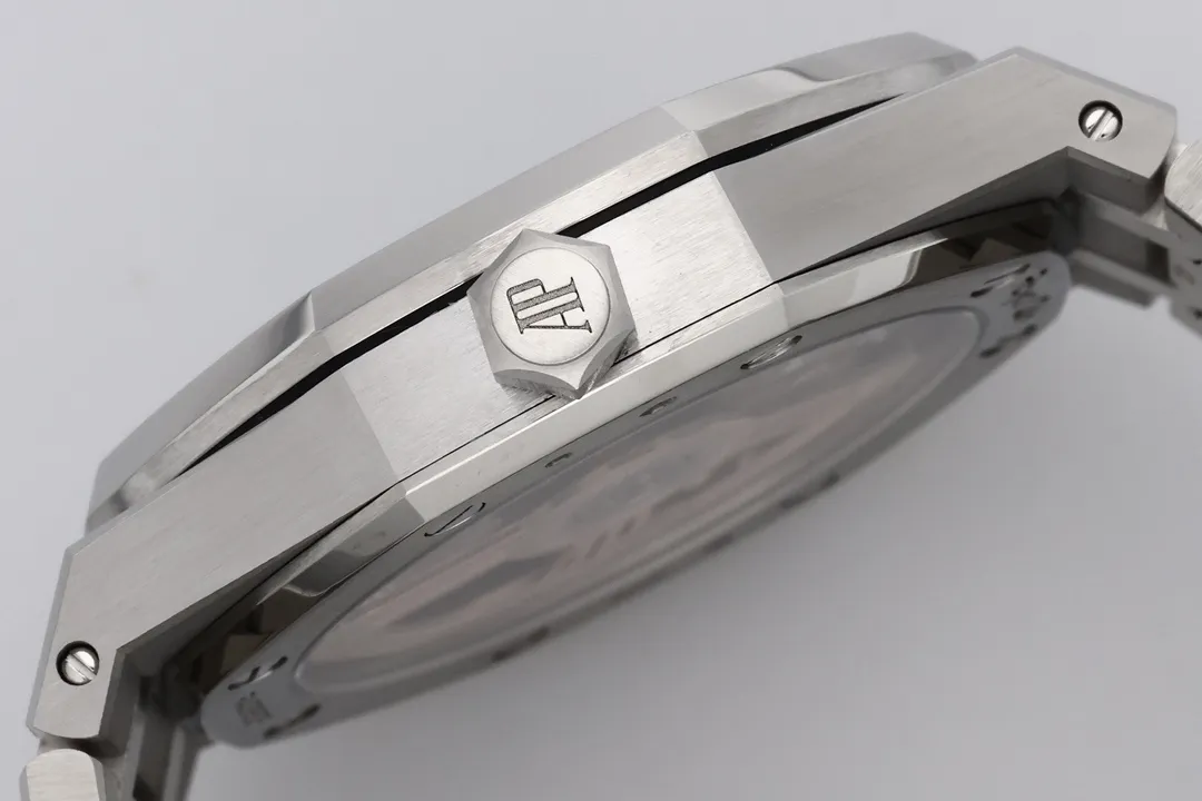 b11dab76644b886 AMO Watch