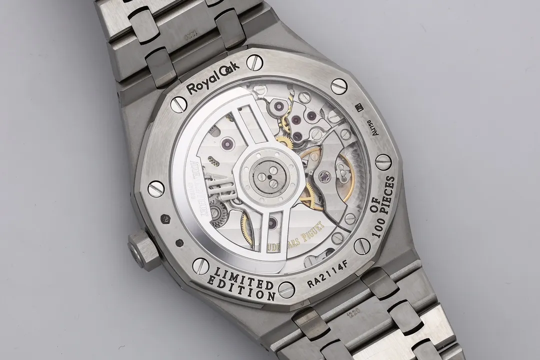 b819264e5a7d35c AMO Watch