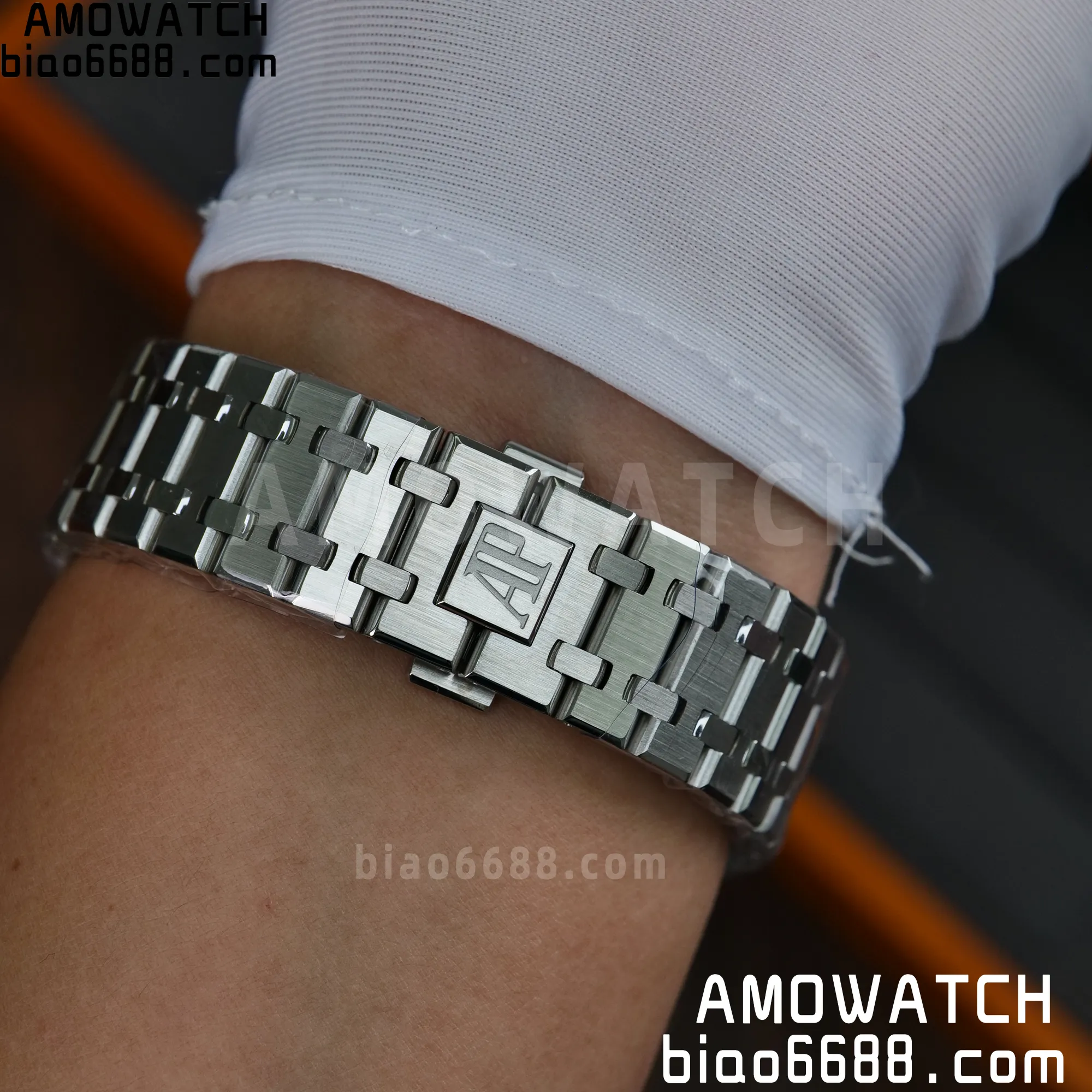 dea403663bae251 AMO Watch