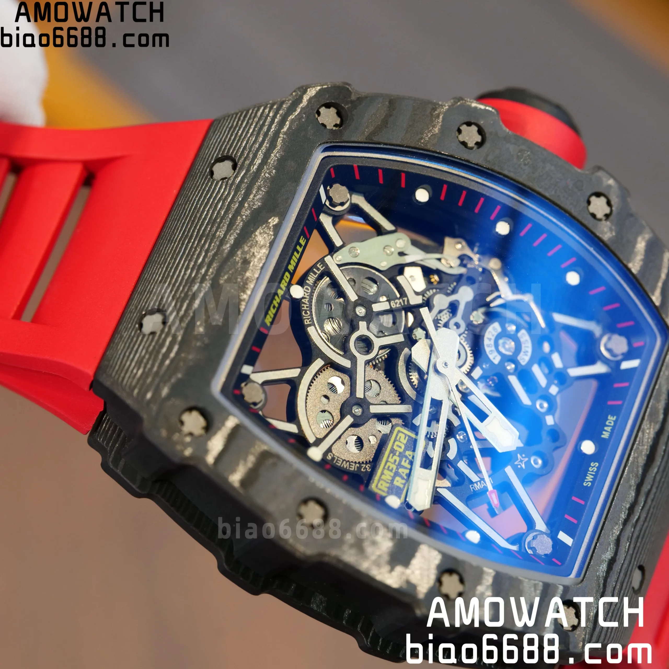 f7e5d999423c6f4 scaled AMO Watch