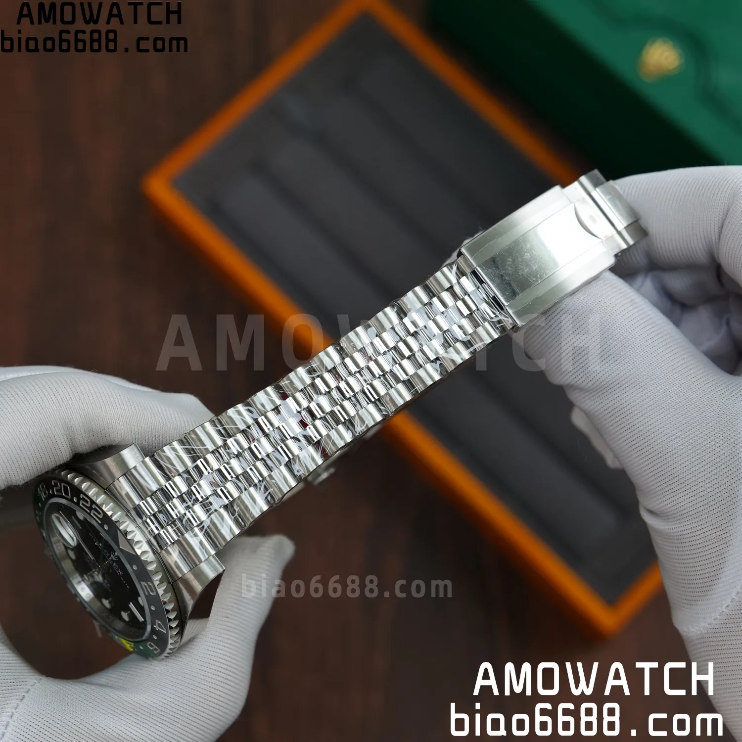 fb31cae2b5a7705 AMO Watch